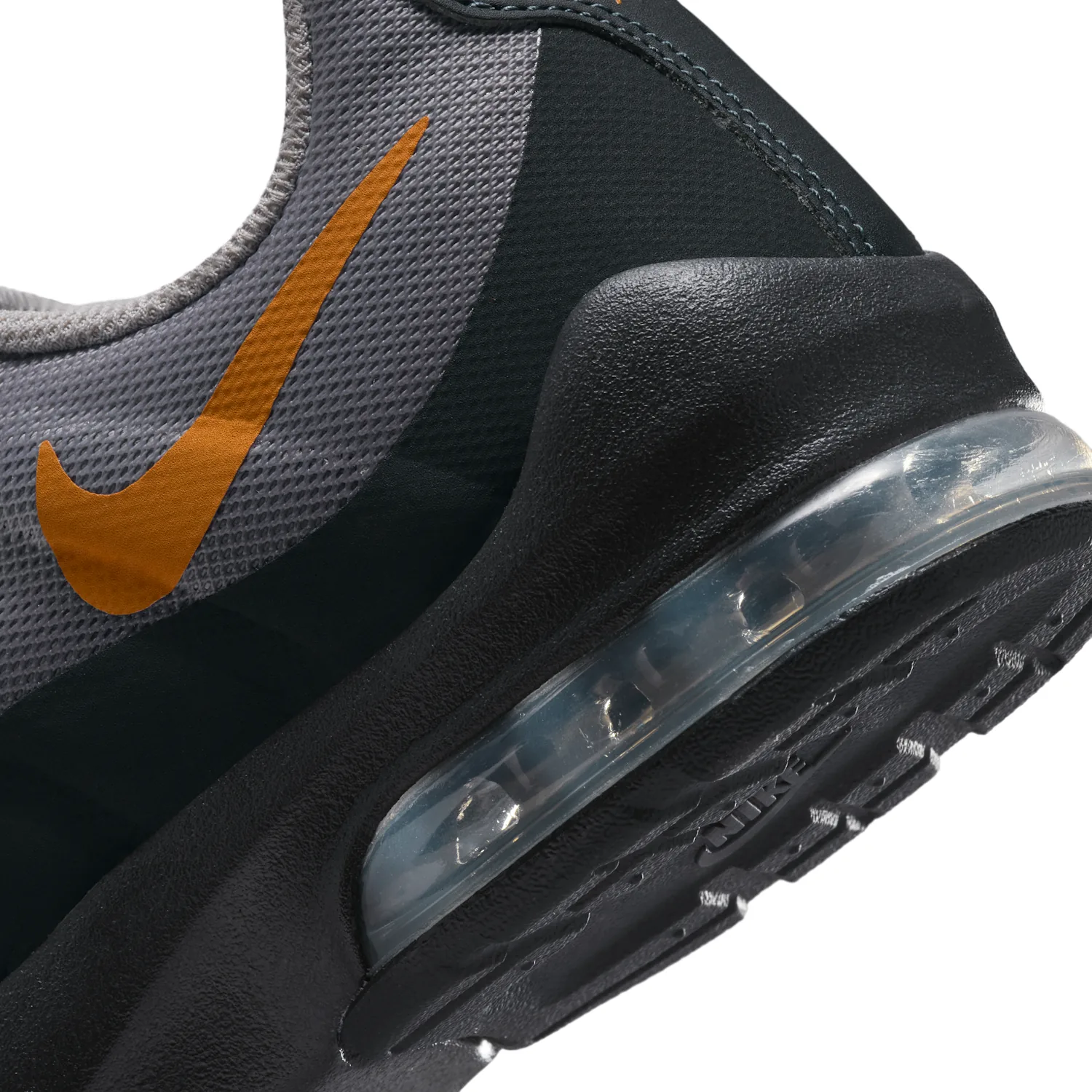 Nike Air Max Invigor image 8