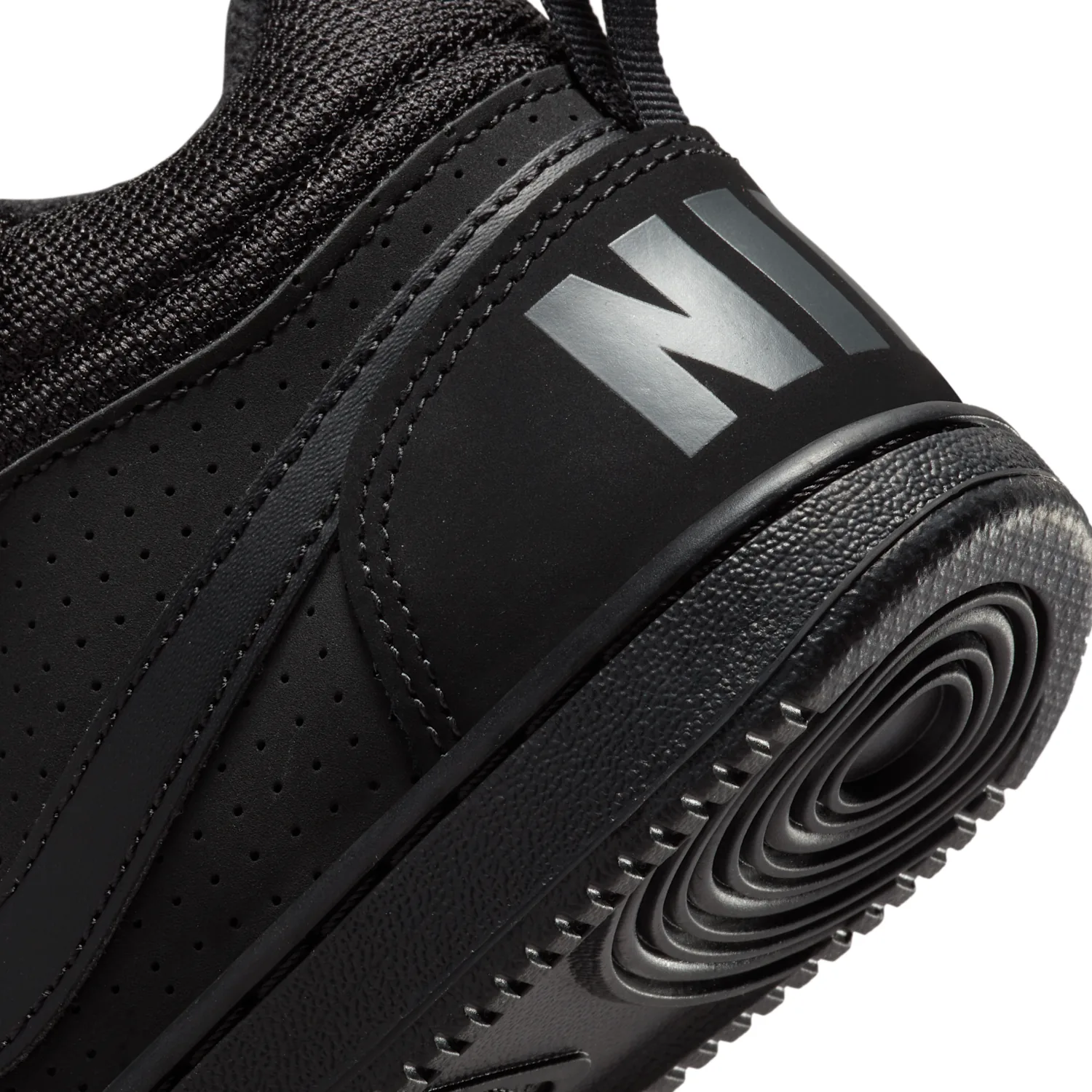 Nike Court Borough Mid image 8