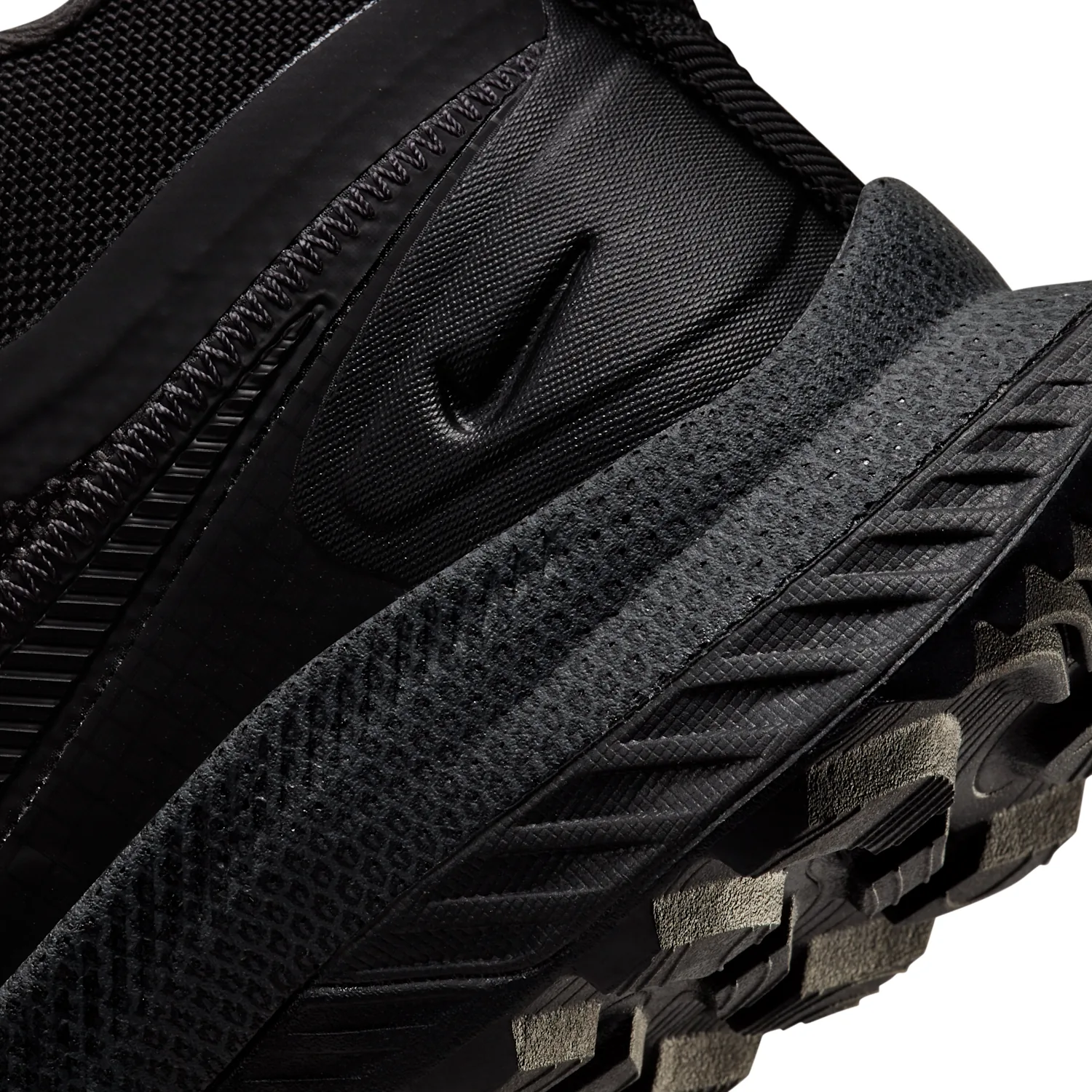 Nike React SFB Carbon image 10