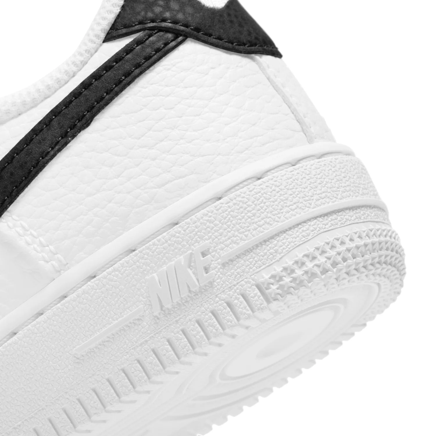 Nike Air Force 1 image 8