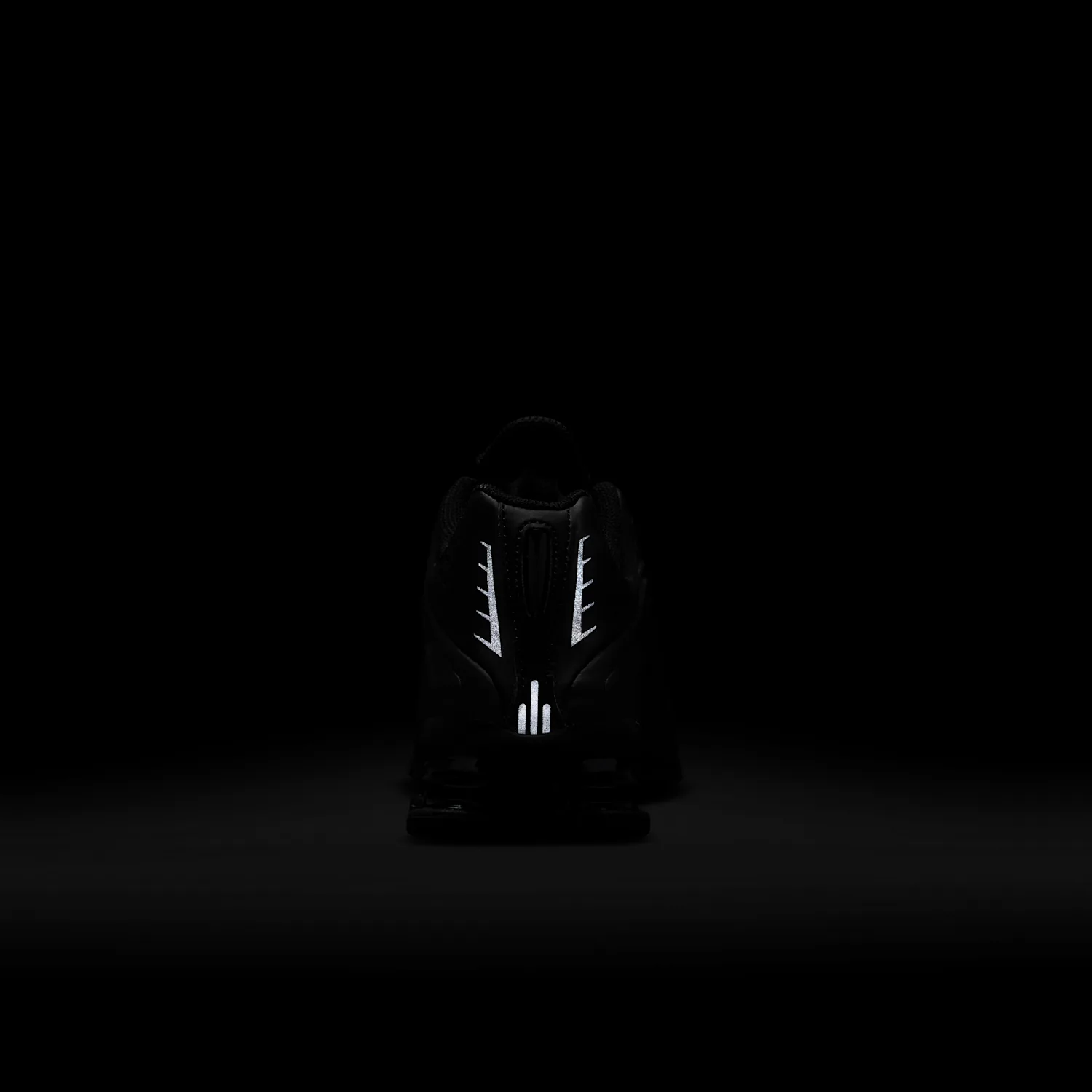 Nike Shox R4 image 2