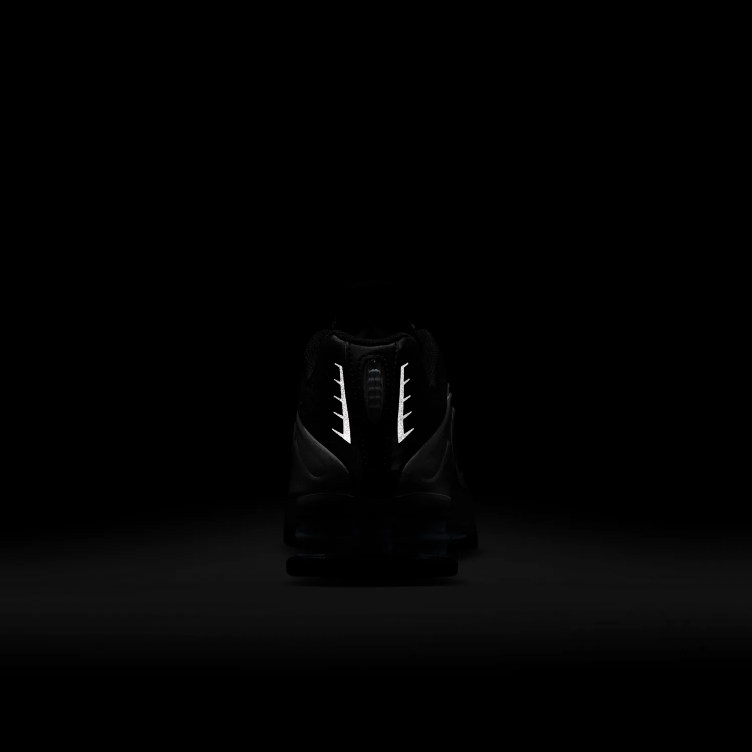 Nike Shox R4 image 2