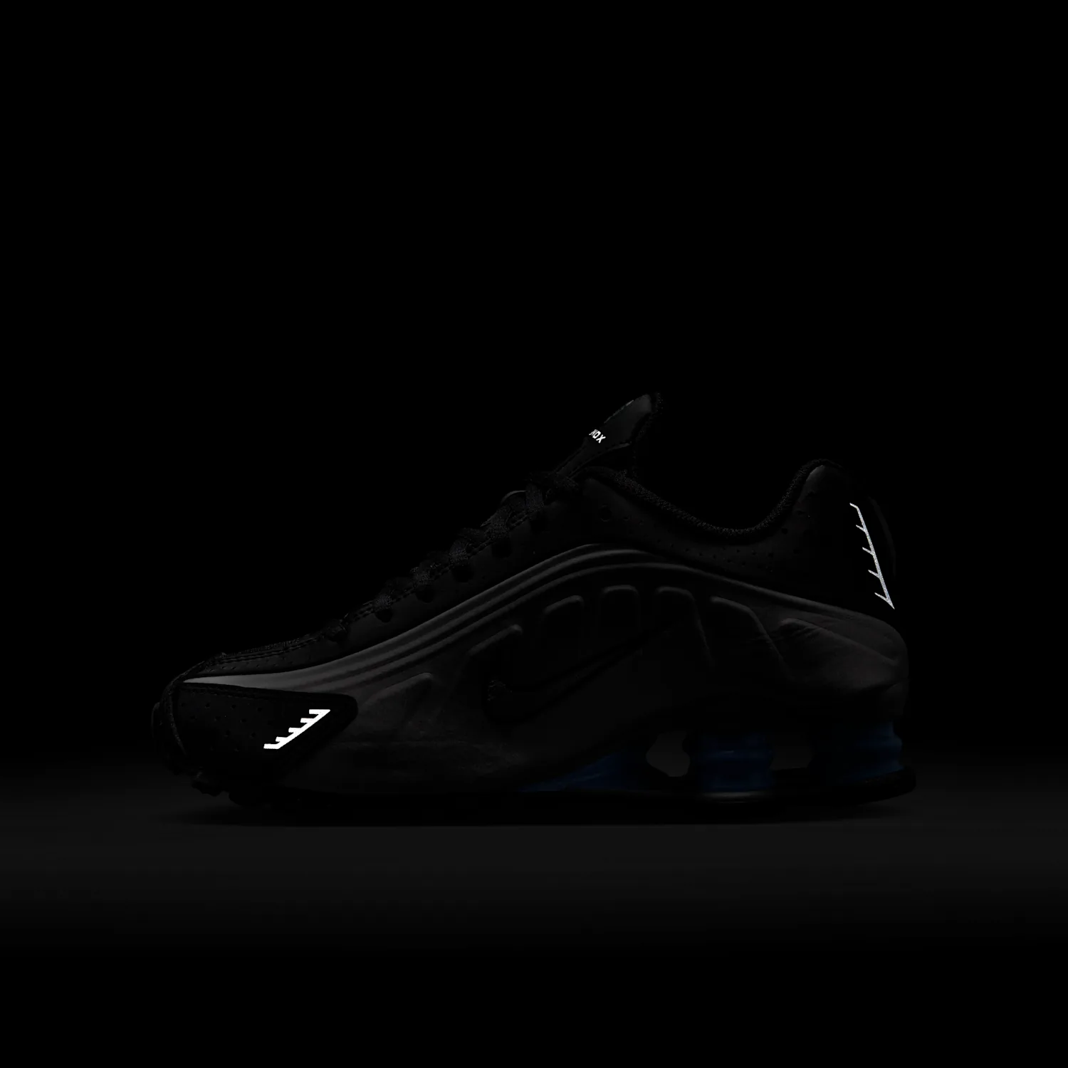 Nike Shox R4 image 4