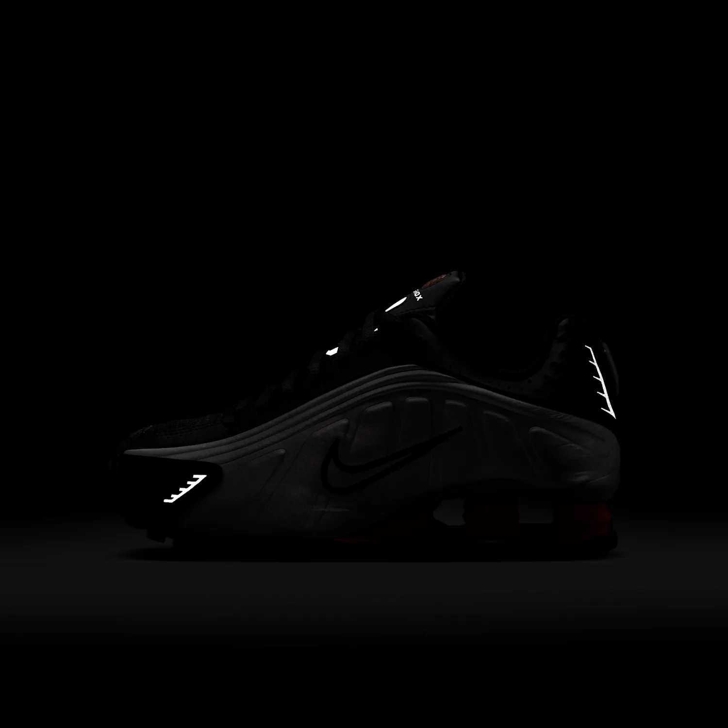 Nike Shox R4 image 2