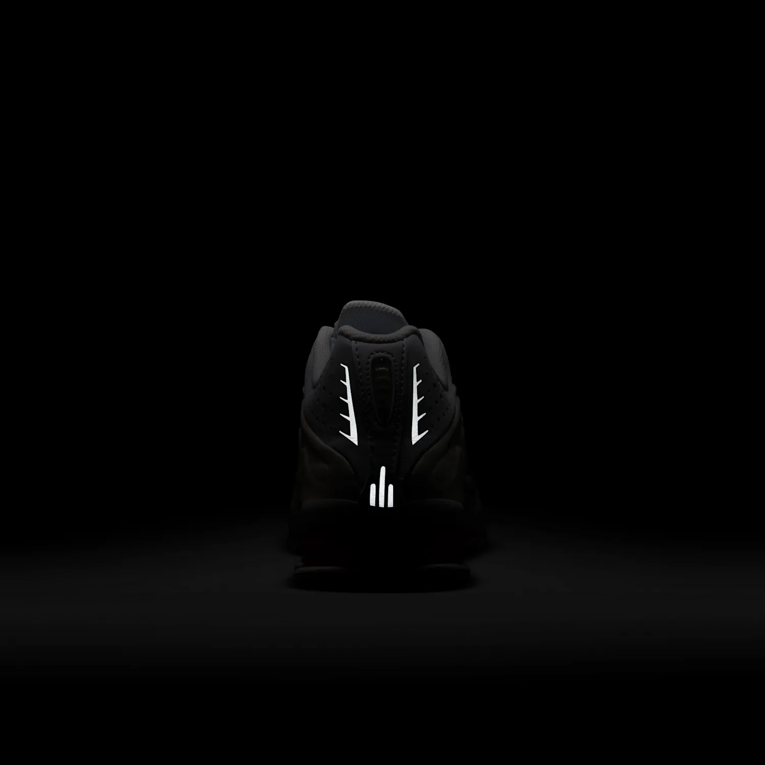 Nike Shox R4 image 2