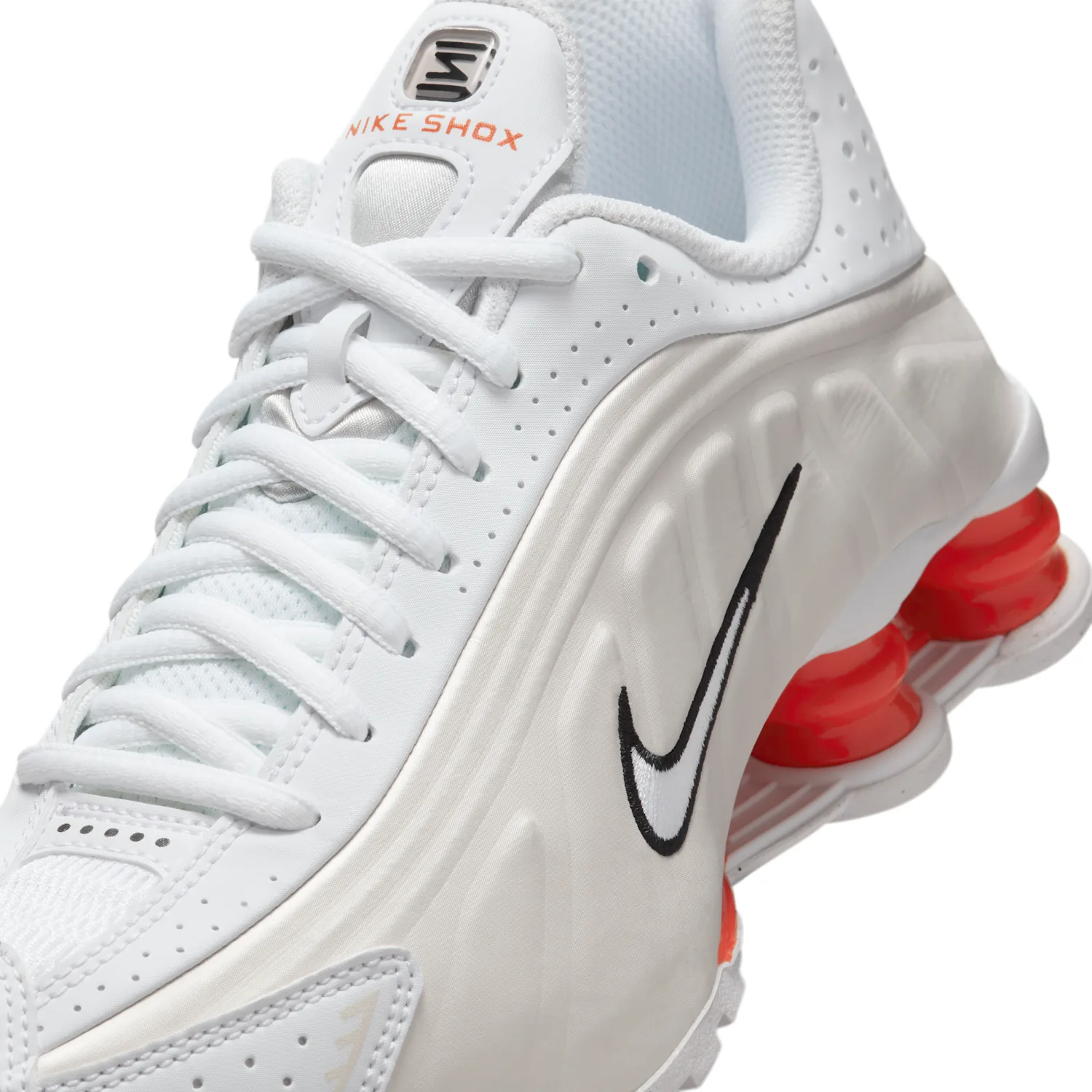 Nike Shox R4 image 10