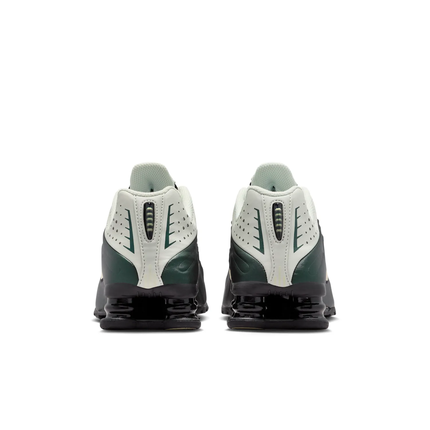 Nike Shox R4 image 6