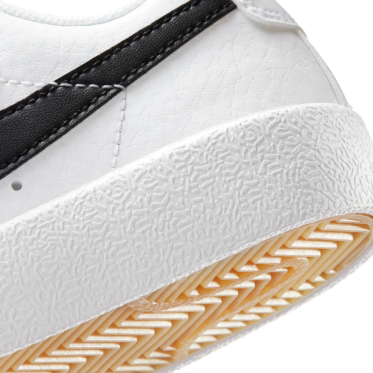 Nike Blazer Low '77 image 8