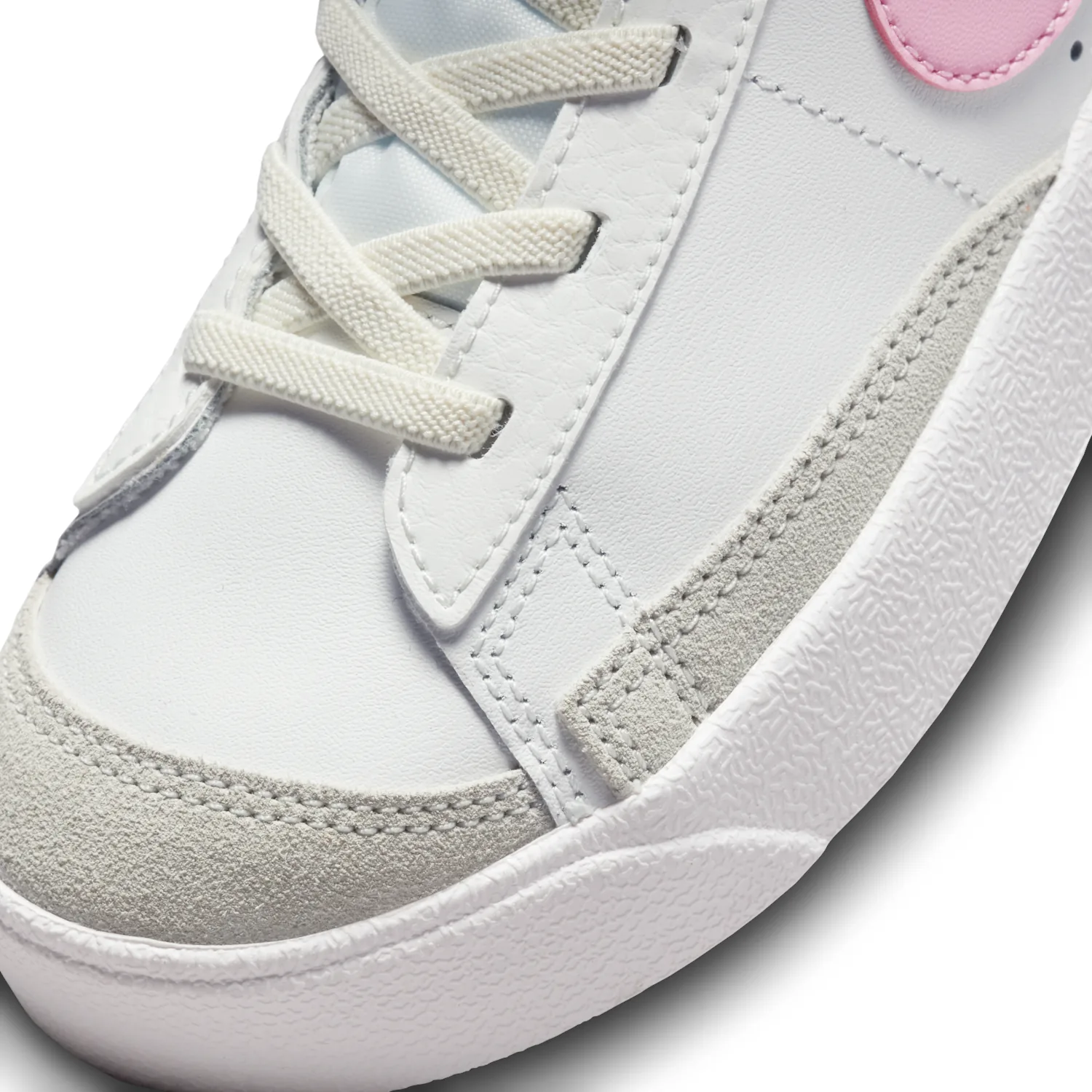 Nike Blazer Mid '77 image 7