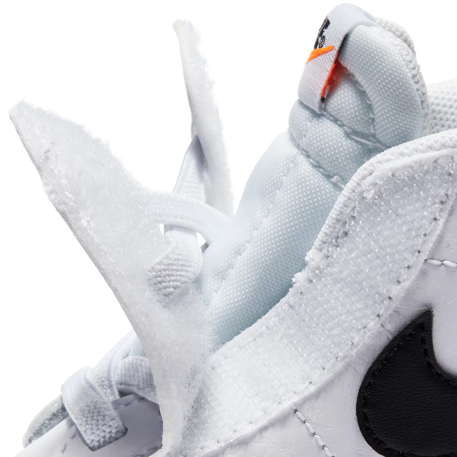 Nike Blazer Mid '77 image 8