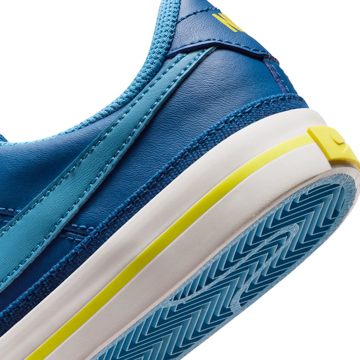 Nike Court Legacy image 8