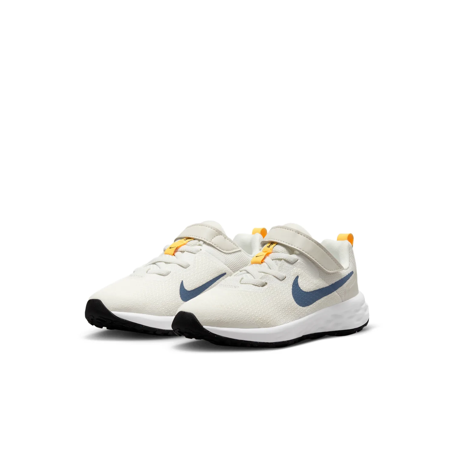 Nike Revolution 6 image 5