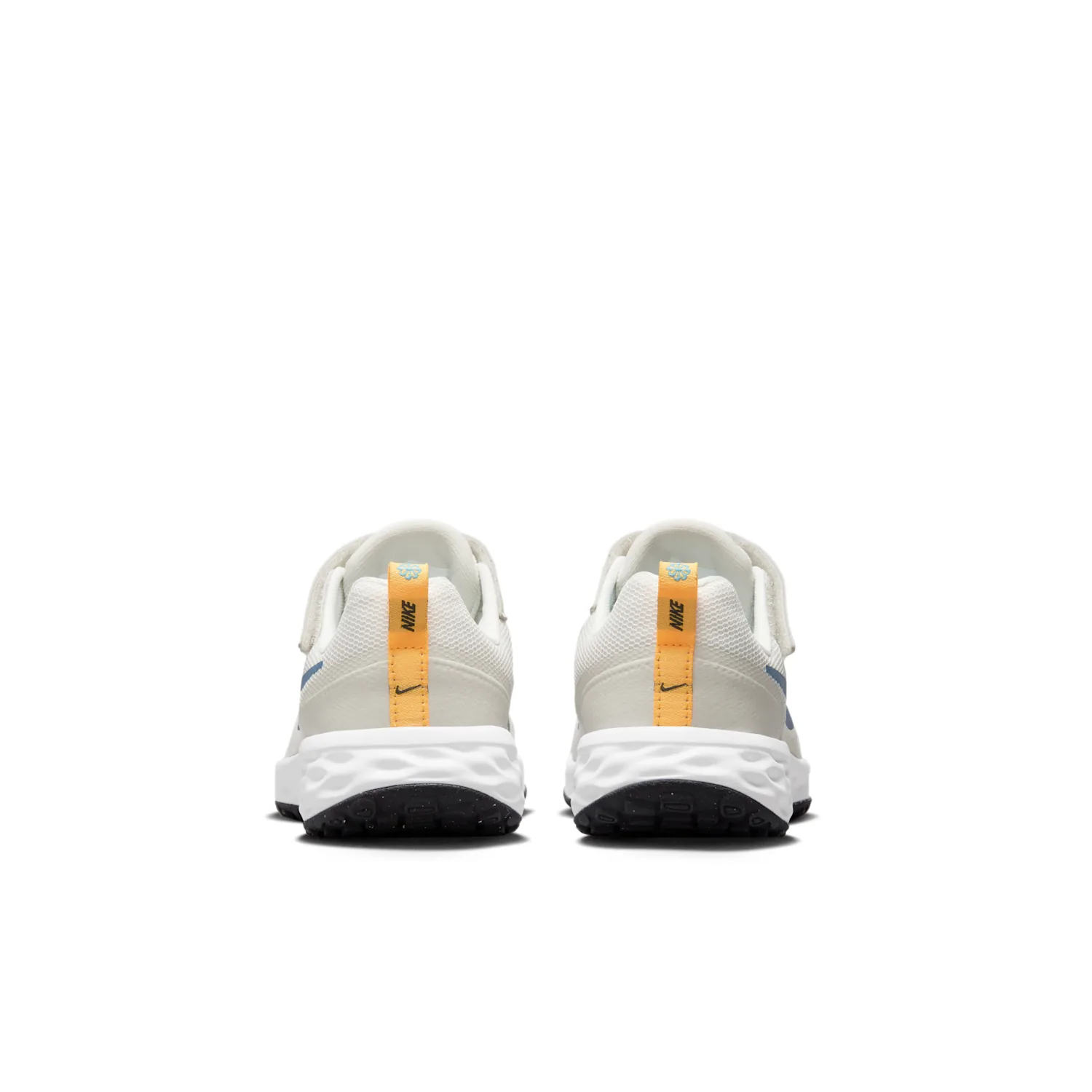 Nike Revolution 6 image 6