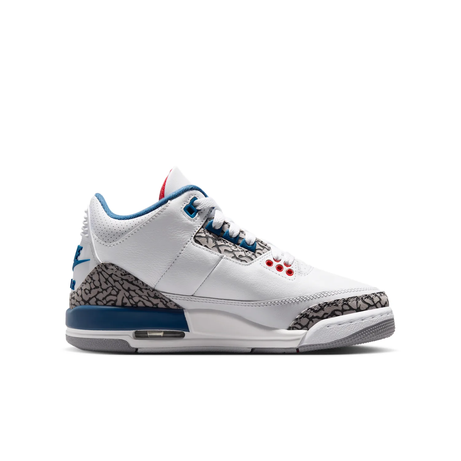 Air Jordan 3 Retro "True Blue" image 3