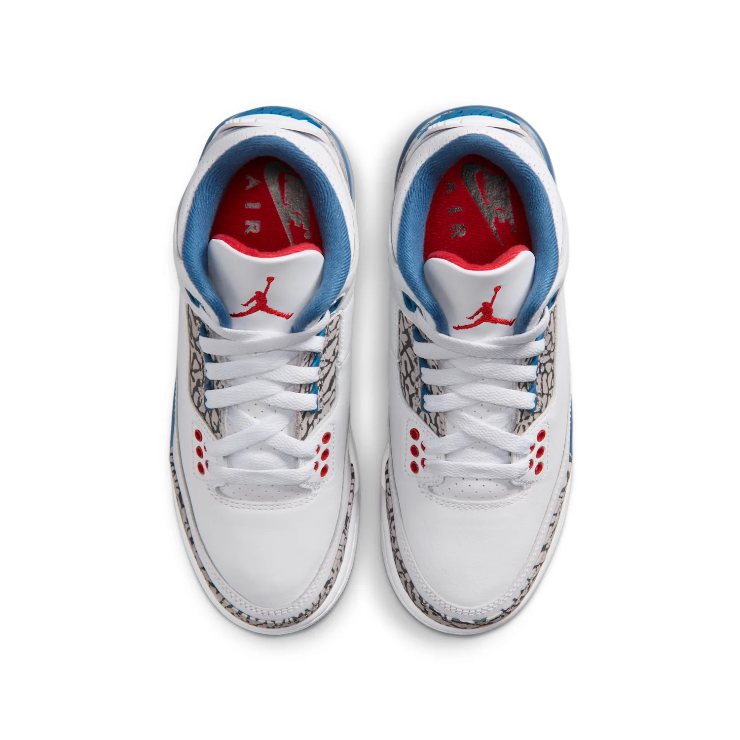 Air Jordan 3 Retro "True Blue" image 4
