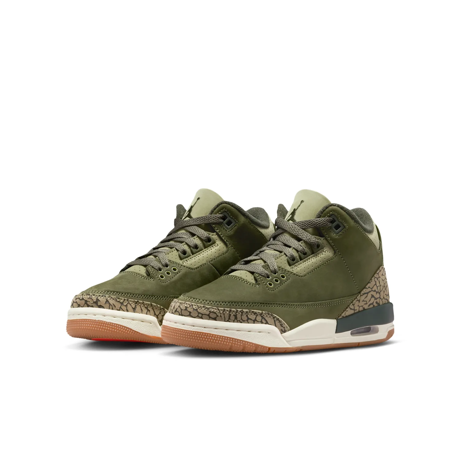 Air Jordan 3 Retro "Medium Olive" image 6