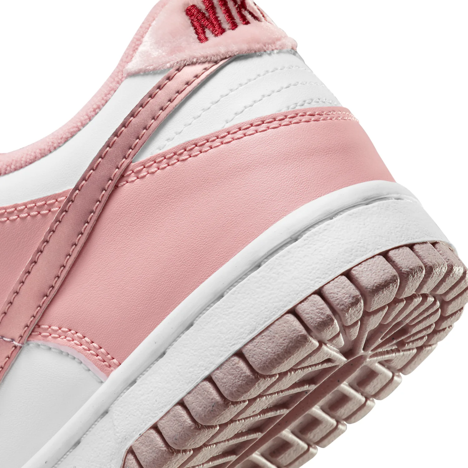 Nike Dunk Low image 8