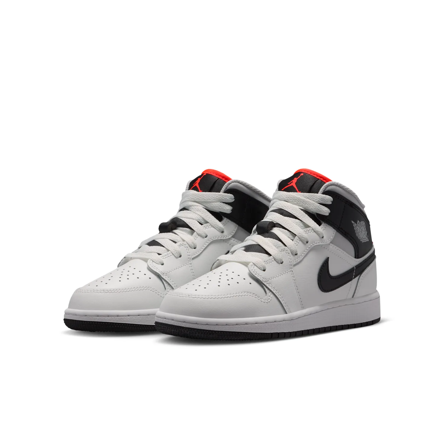 Air Jordan 1 Mid image 5