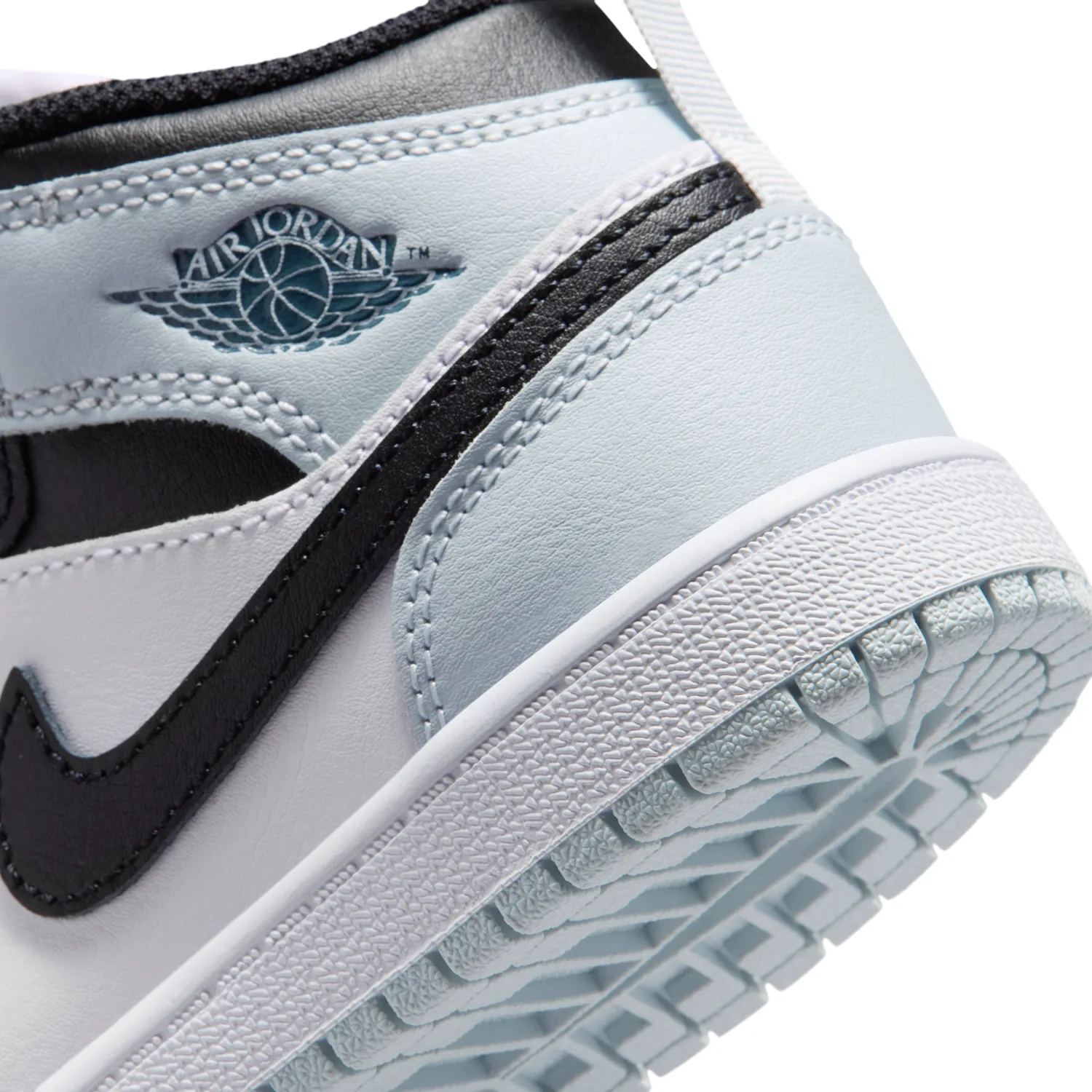 Jordan 1 Mid image 8