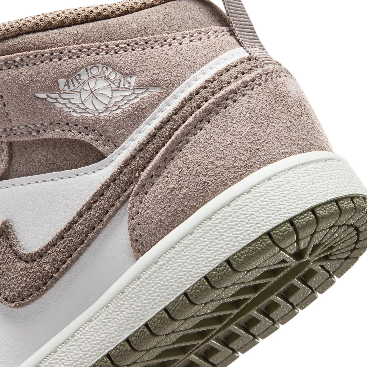 Jordan 1 Mid image 8