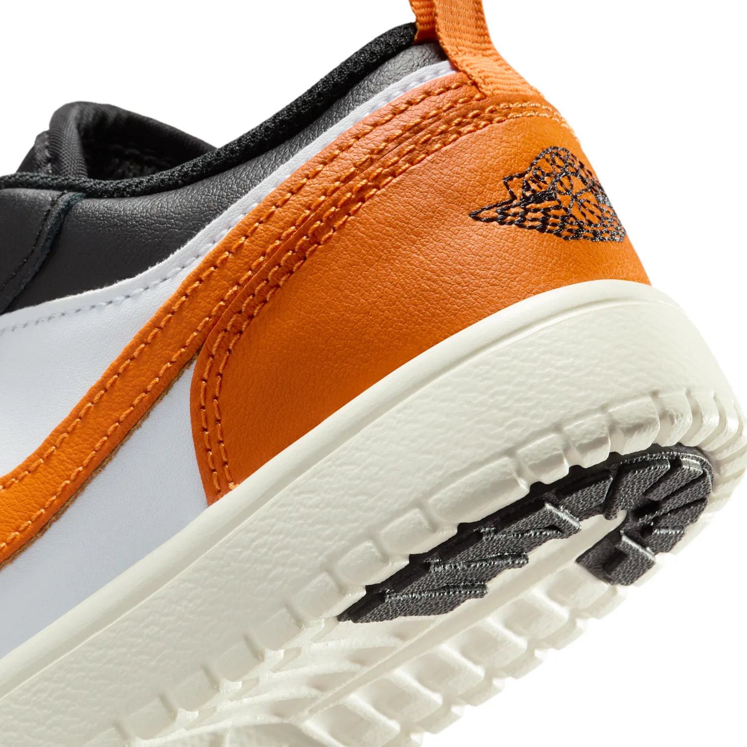 Jordan 1 Low Alt image 8