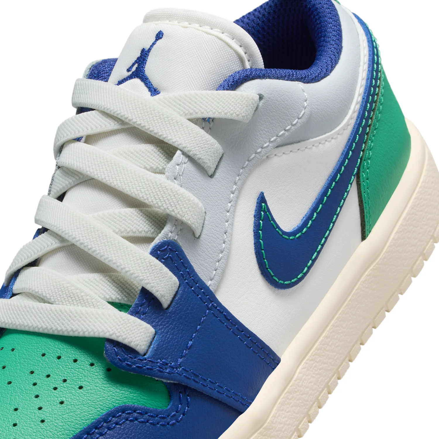 Jordan 1 Low Alt image 7