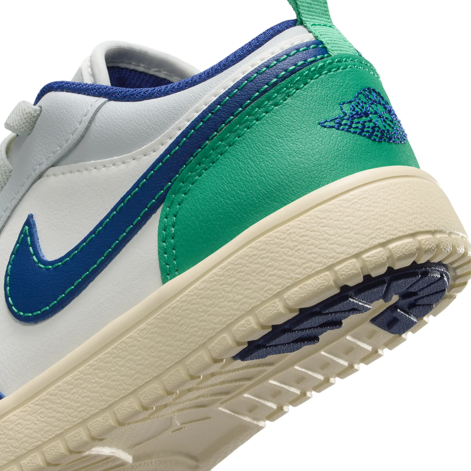 Jordan 1 Low Alt image 8