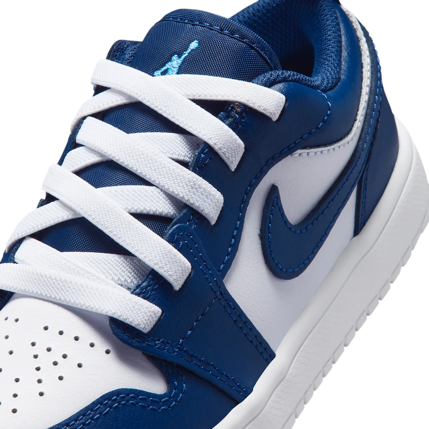 Jordan 1 Low Alt image 7