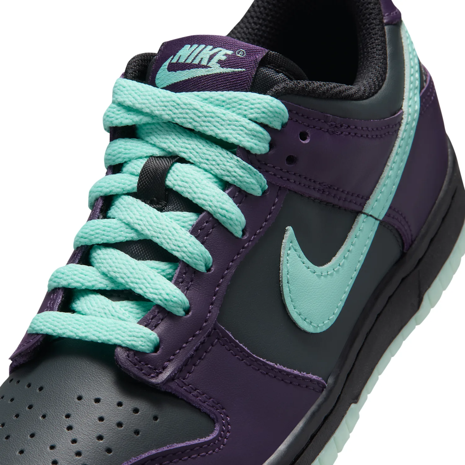 Nike Dunk Low image 7