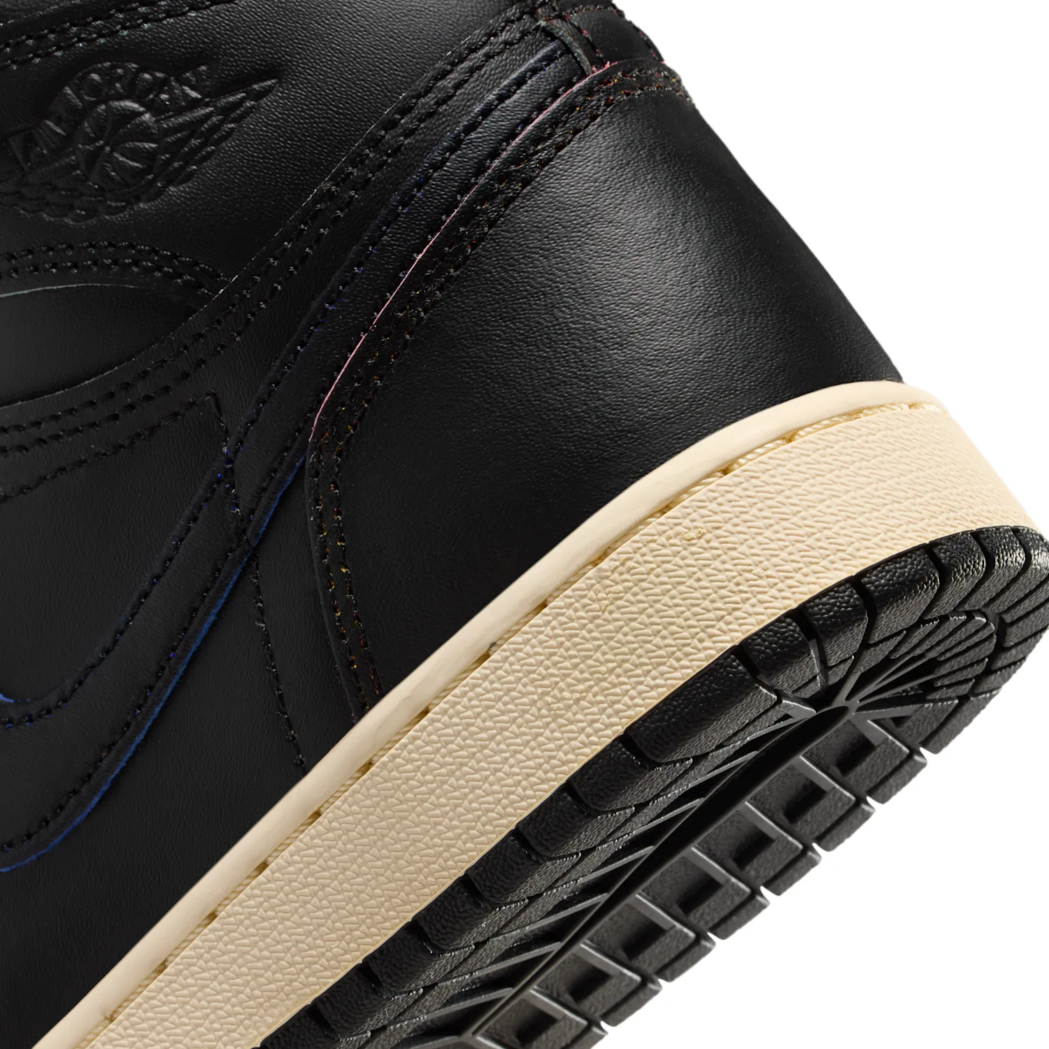 Air Jordan 1 High OG "Black and Muslin" image 9
