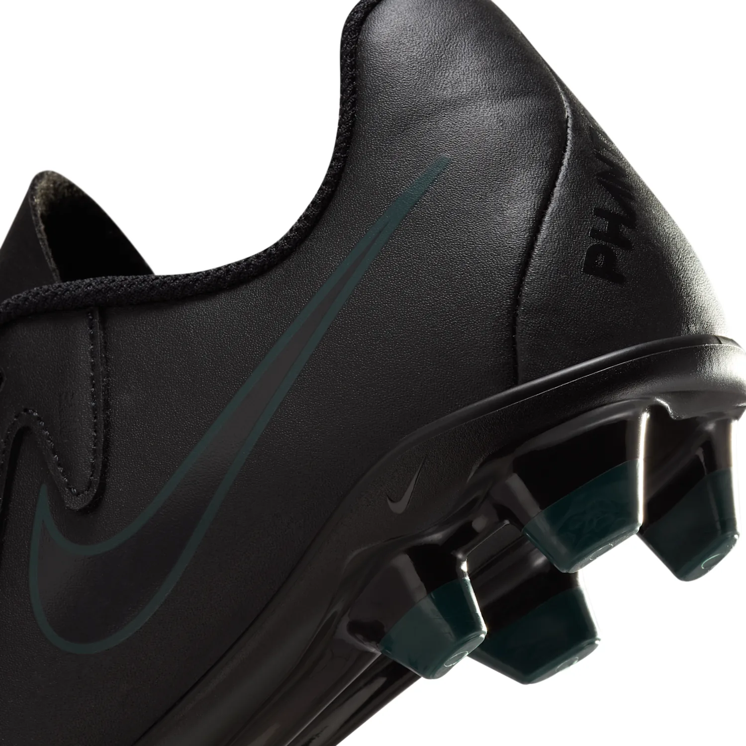 Nike Jr. Phantom GX 2 Club image 9