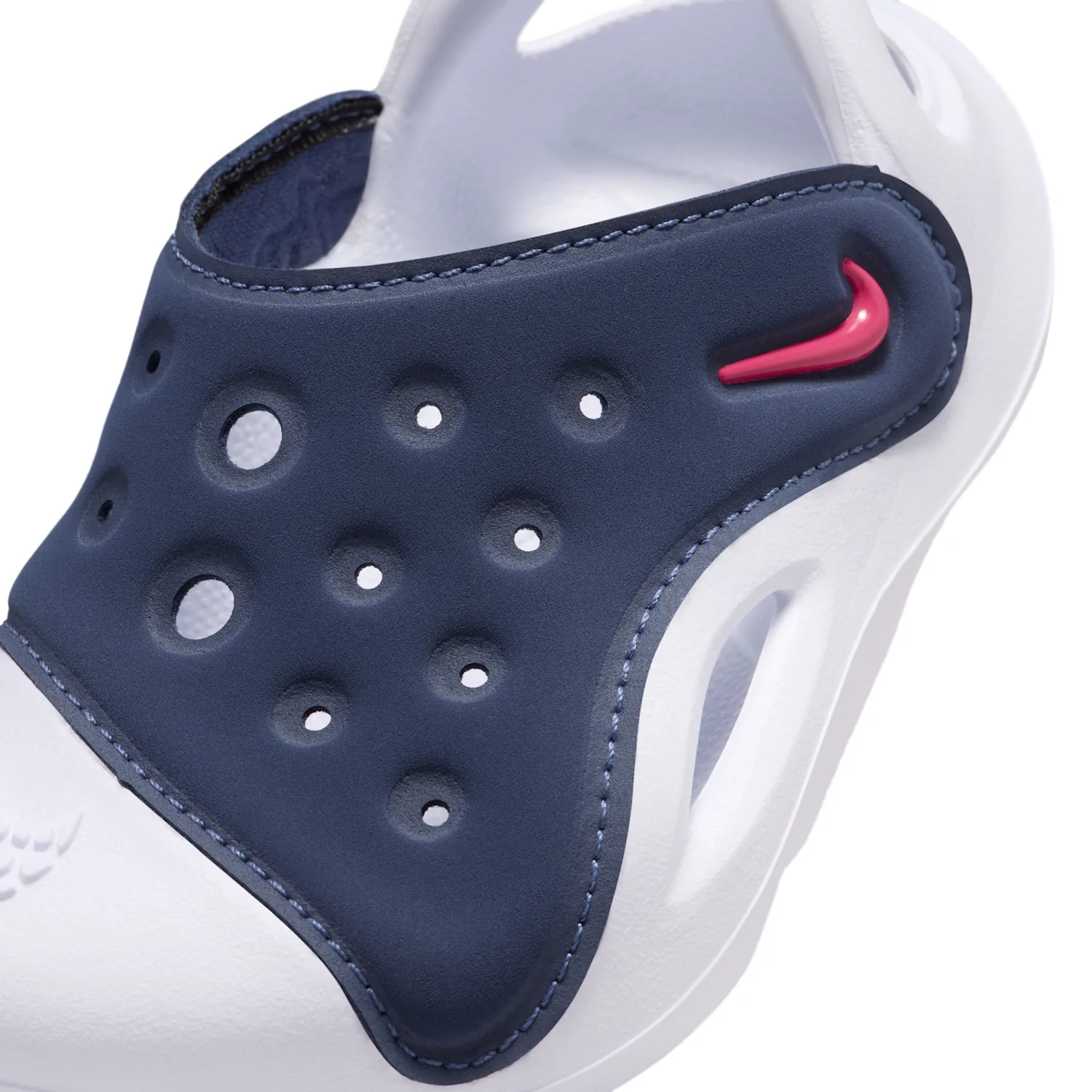 Nike Aqua Swoosh image 7