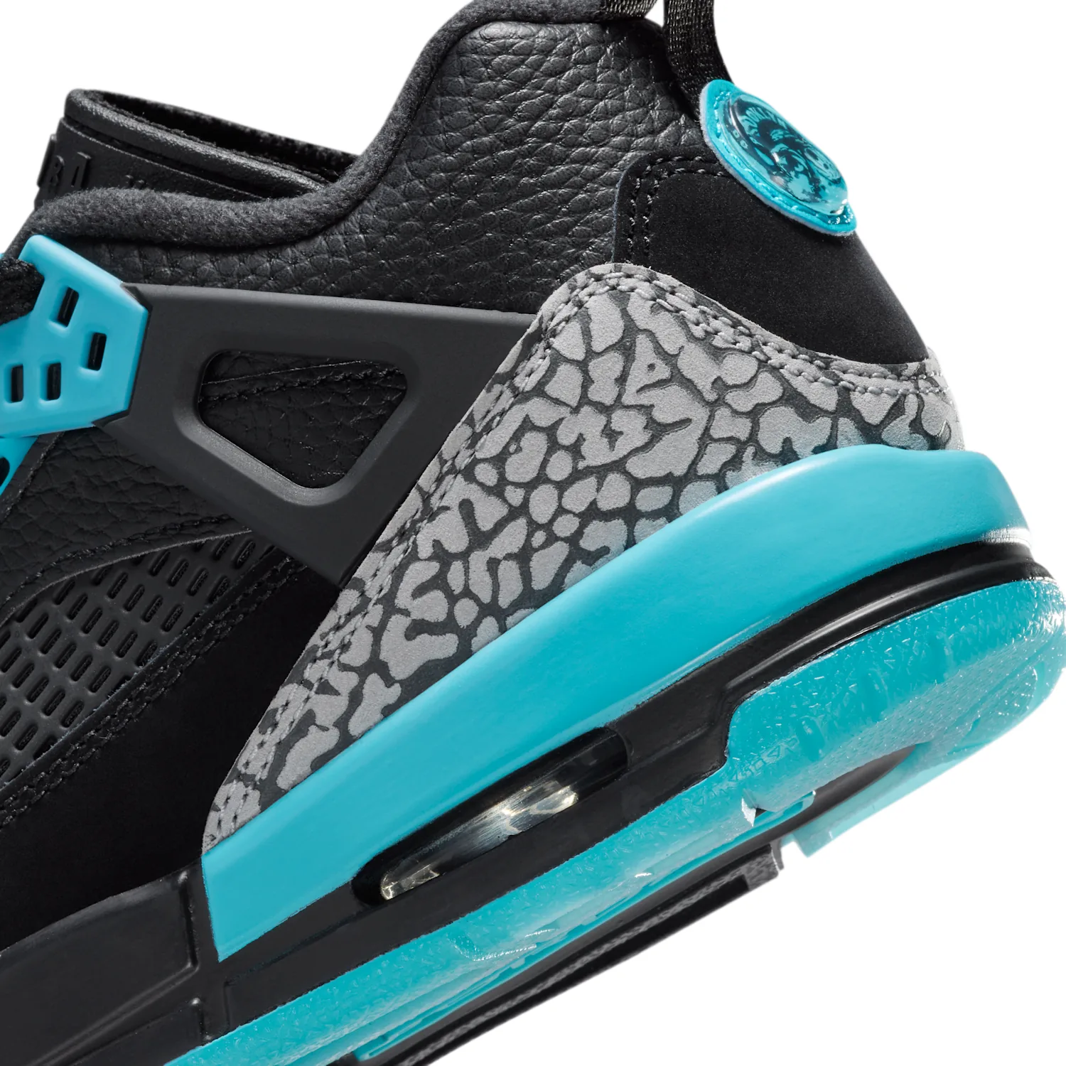 Jordan Spizike Low image 8