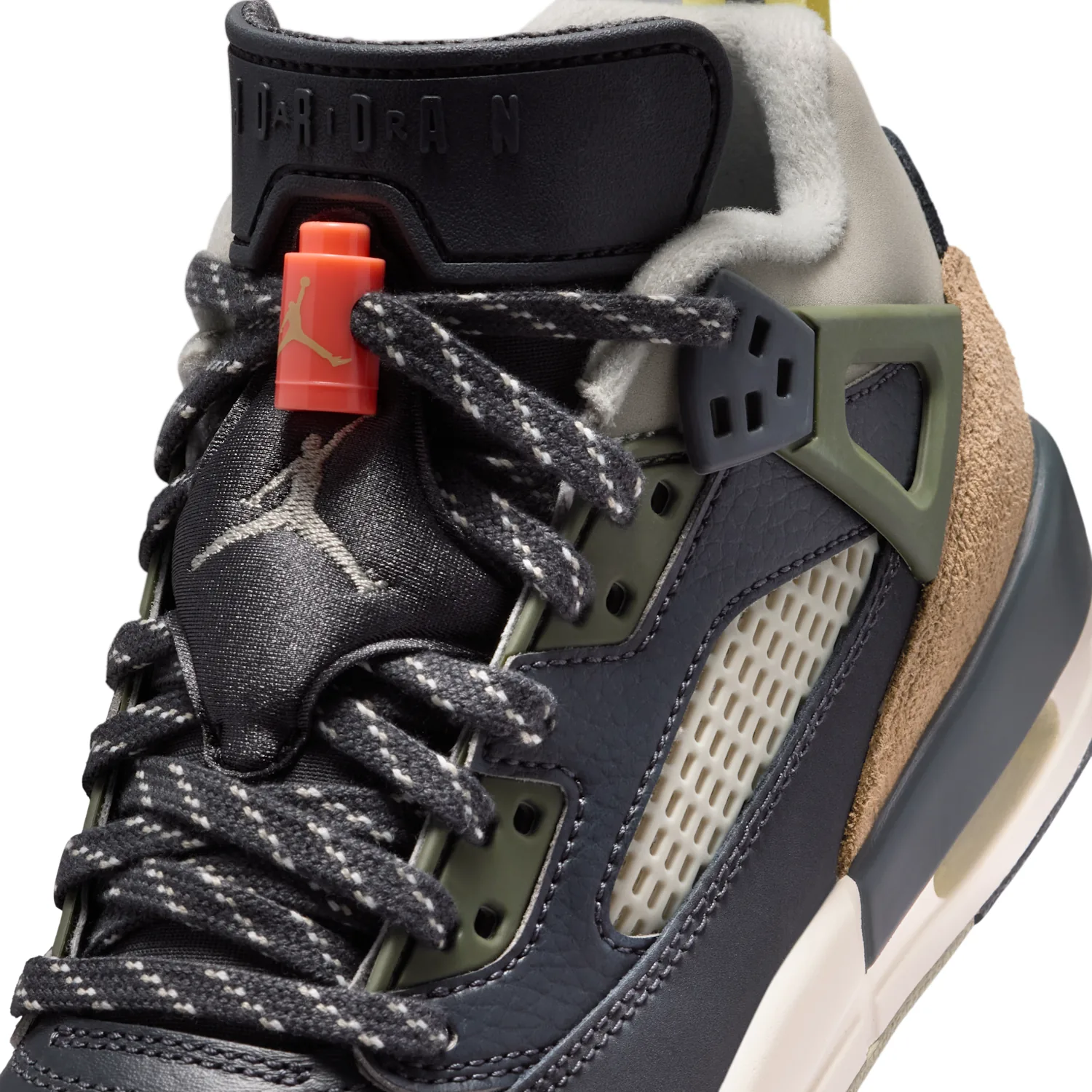 Jordan Spizike Low image 7