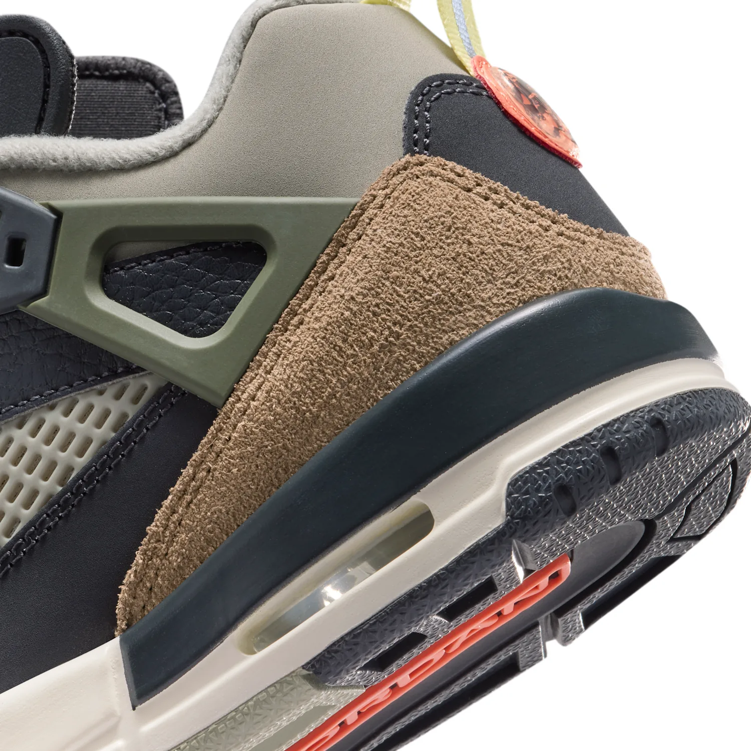 Jordan Spizike Low image 8