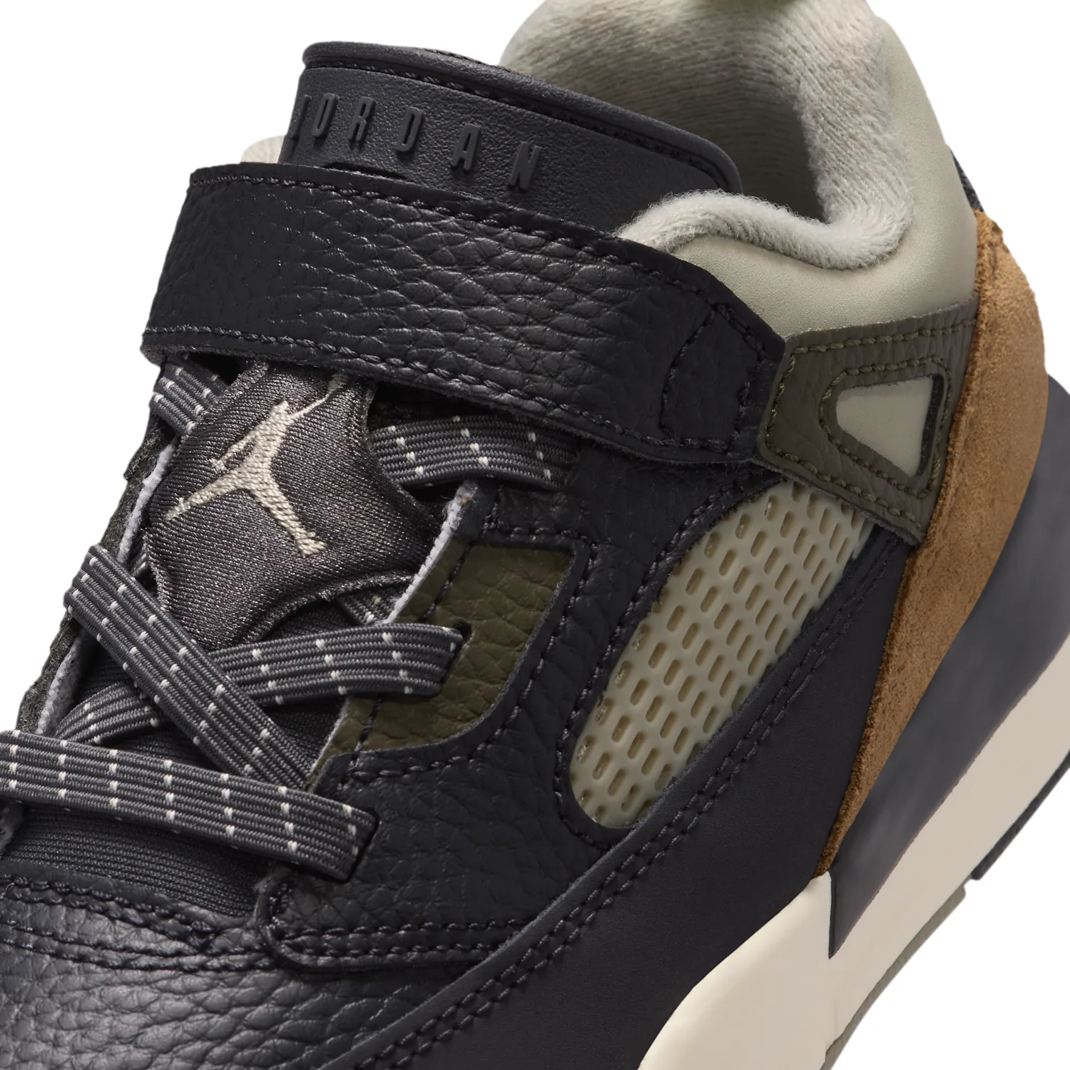 Jordan Spizike Low image 7