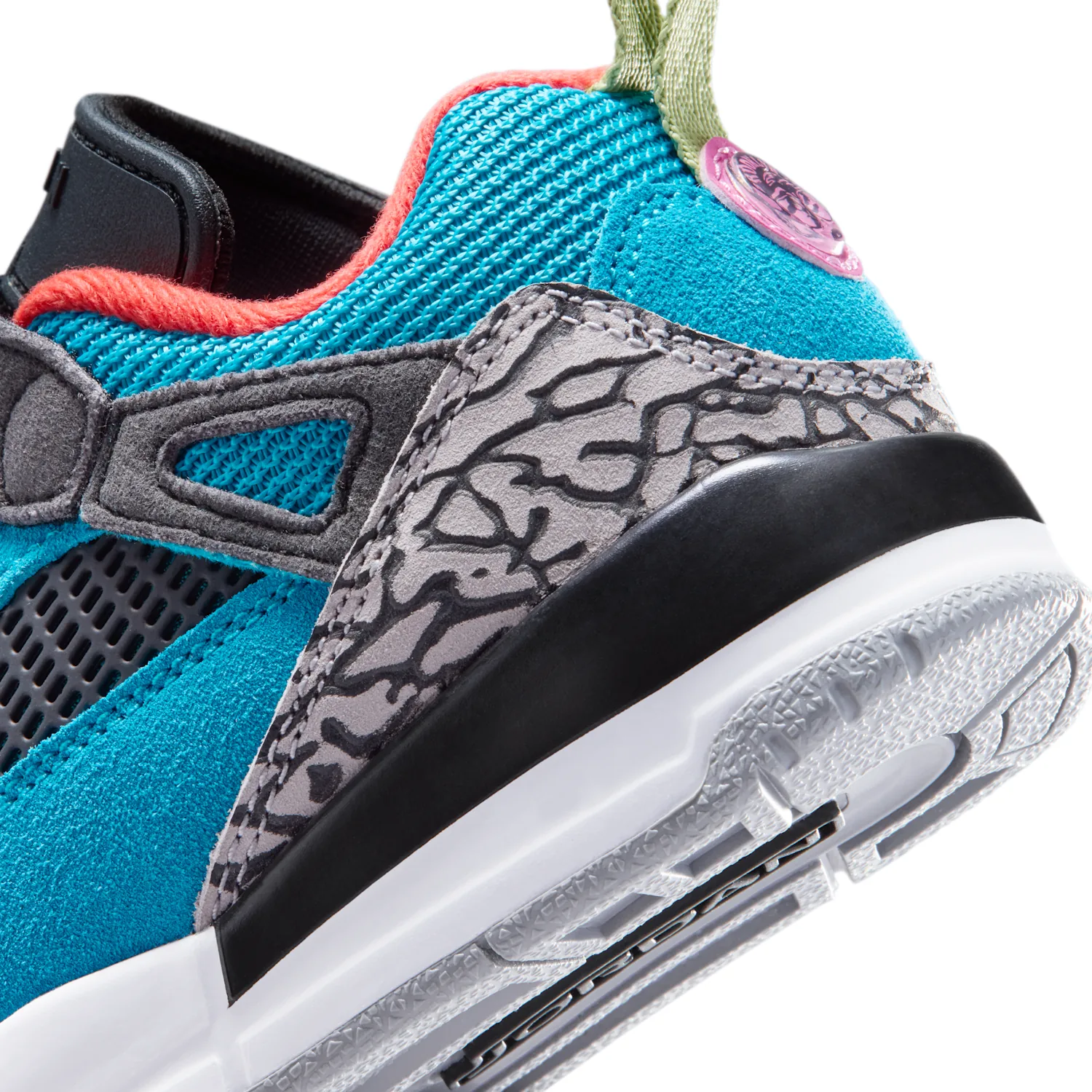 Jordan Spizike Low image 8