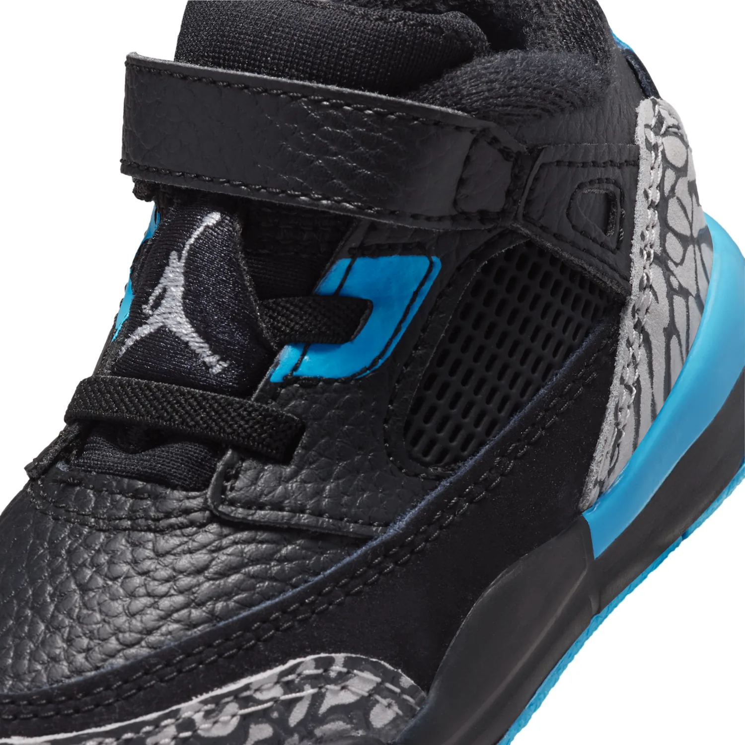 Jordan Spizike Low image 7