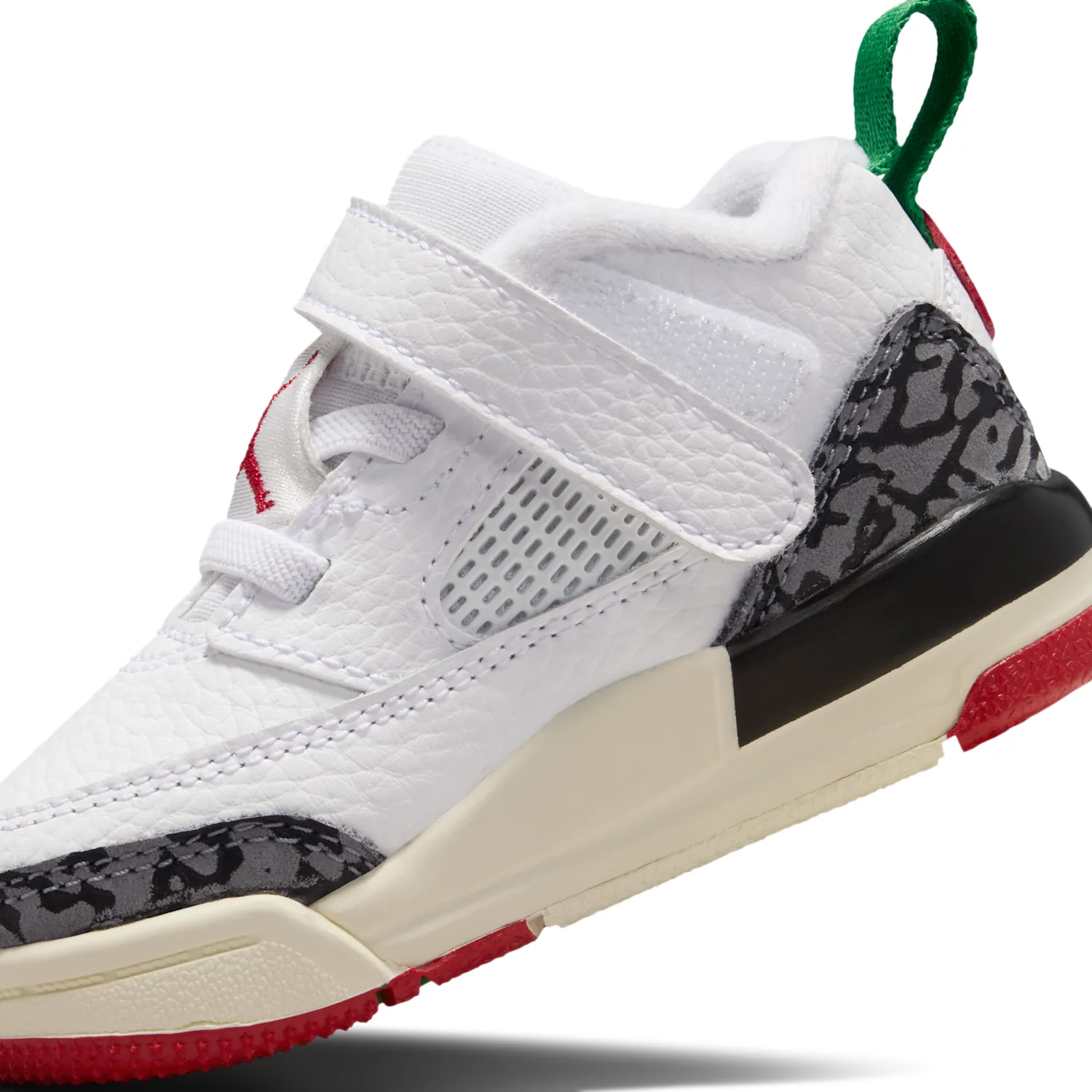Jordan Spizike Low image 8