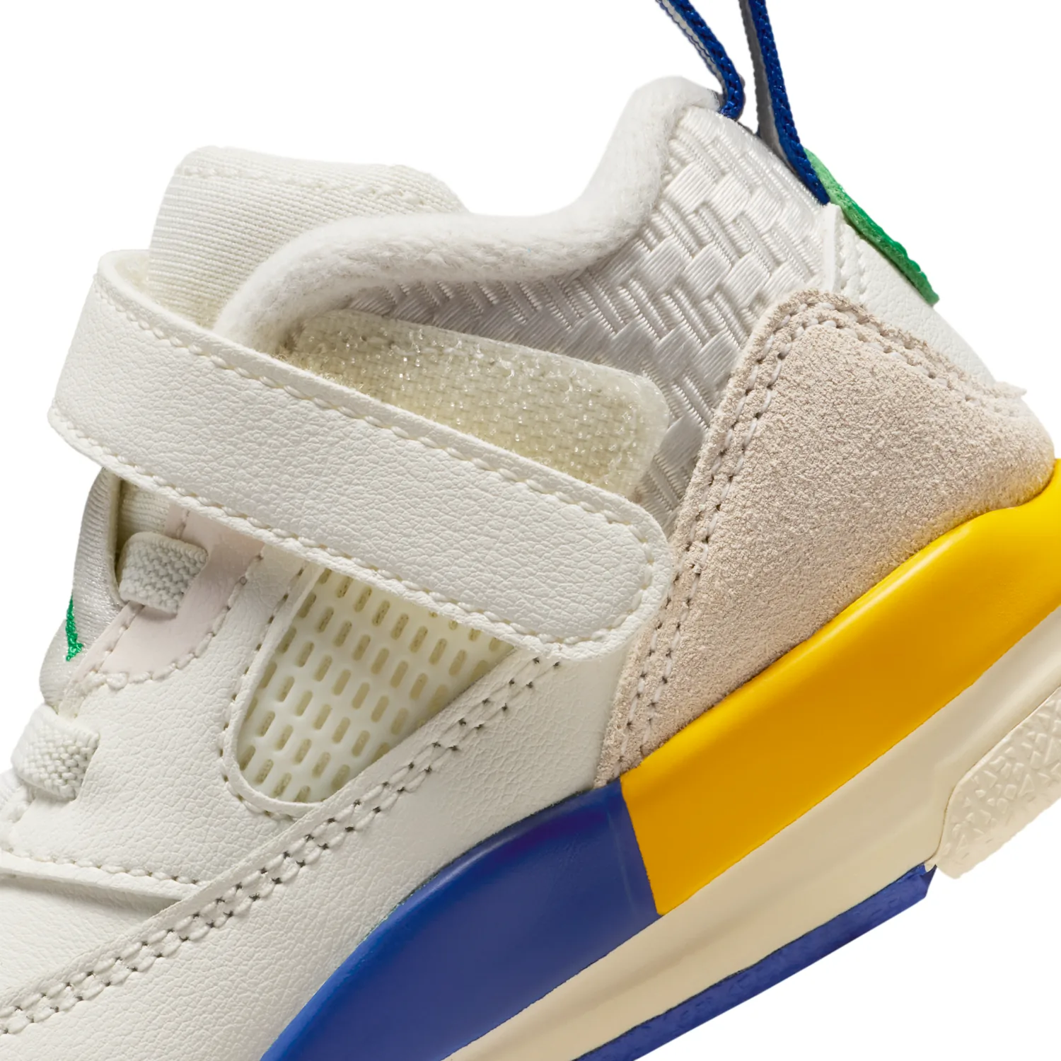 Jordan Spizike Low image 8