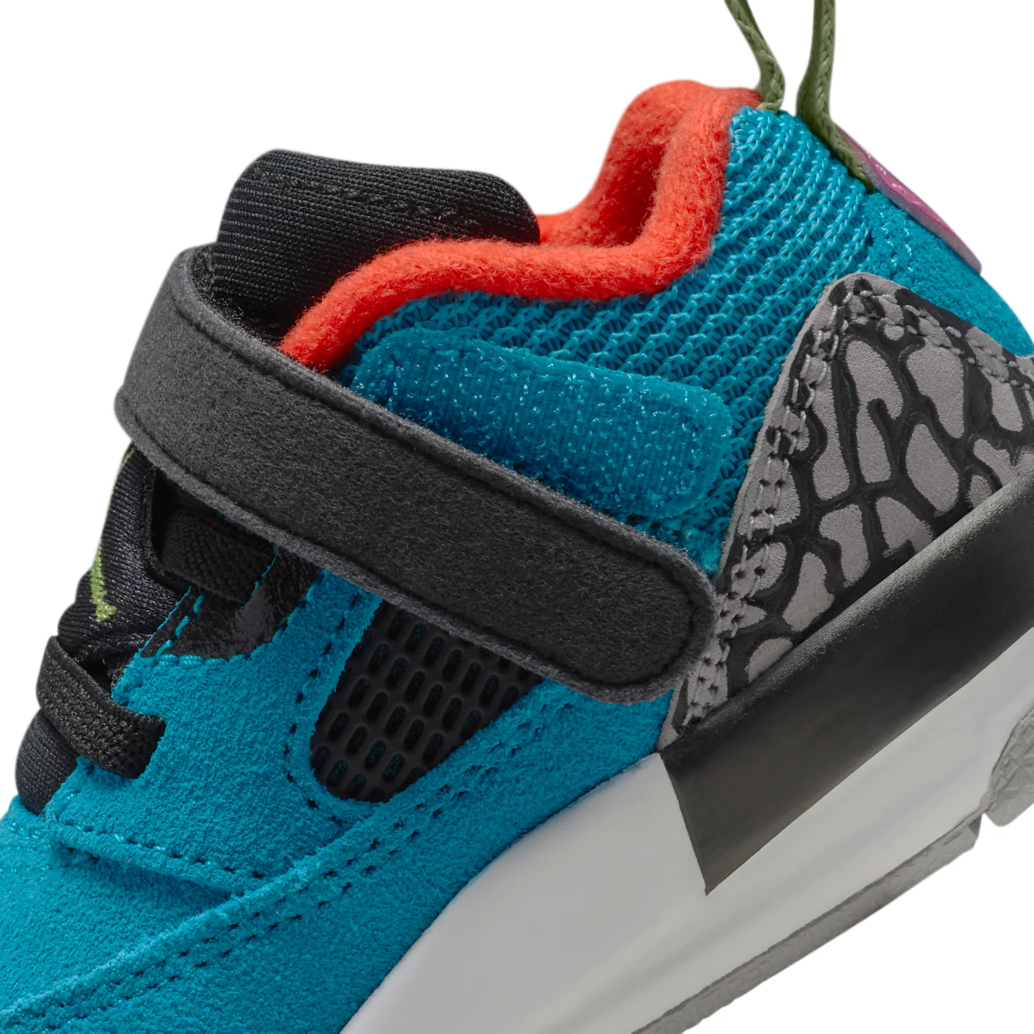 Jordan Spizike Low image 8