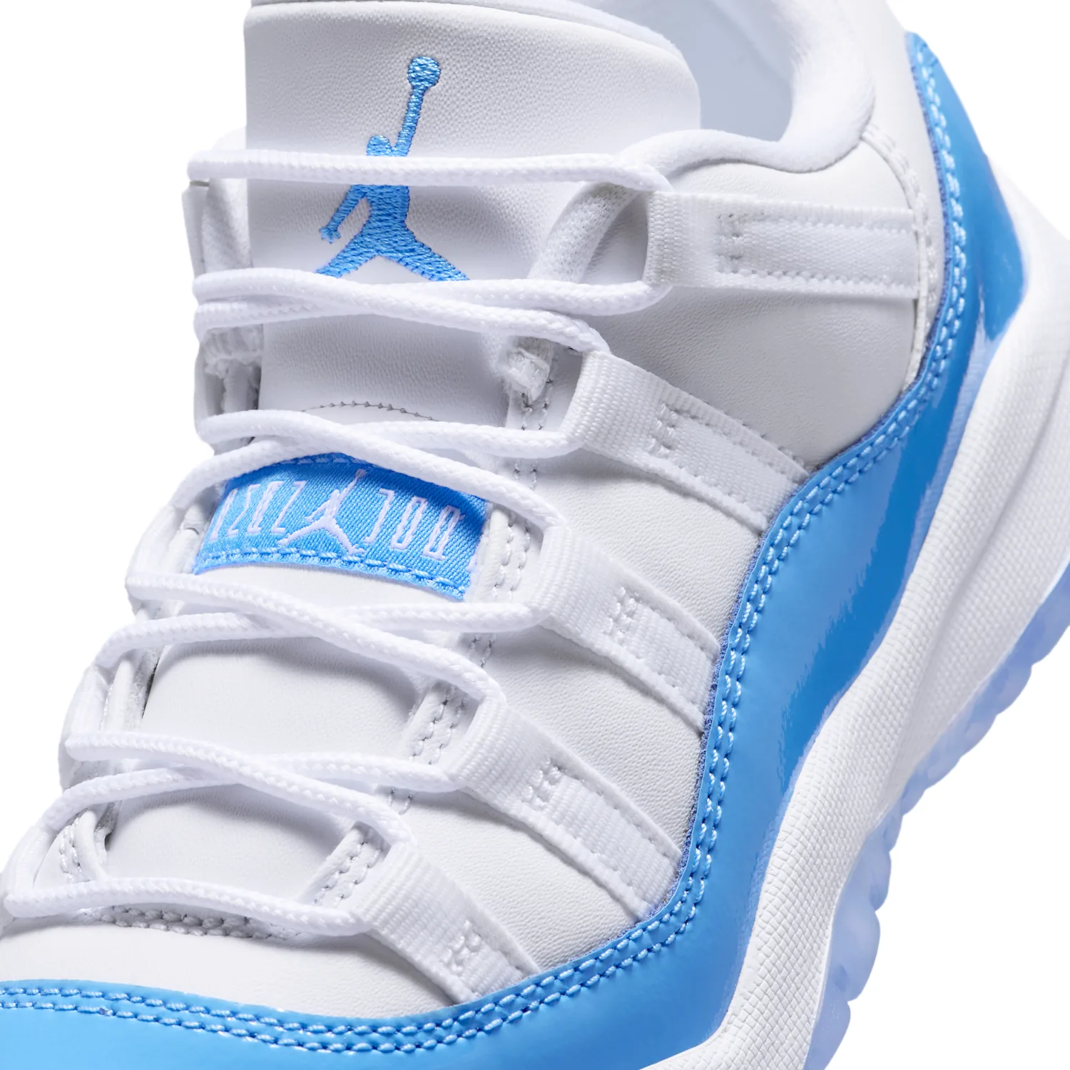 Jordan 11 Retro Low image 7