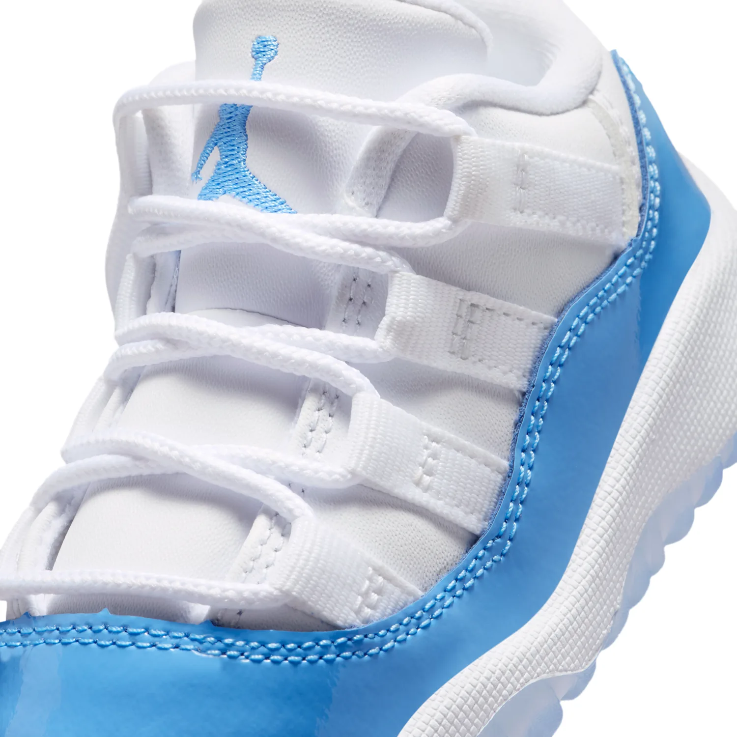 Jordan 11 Retro Low image 7