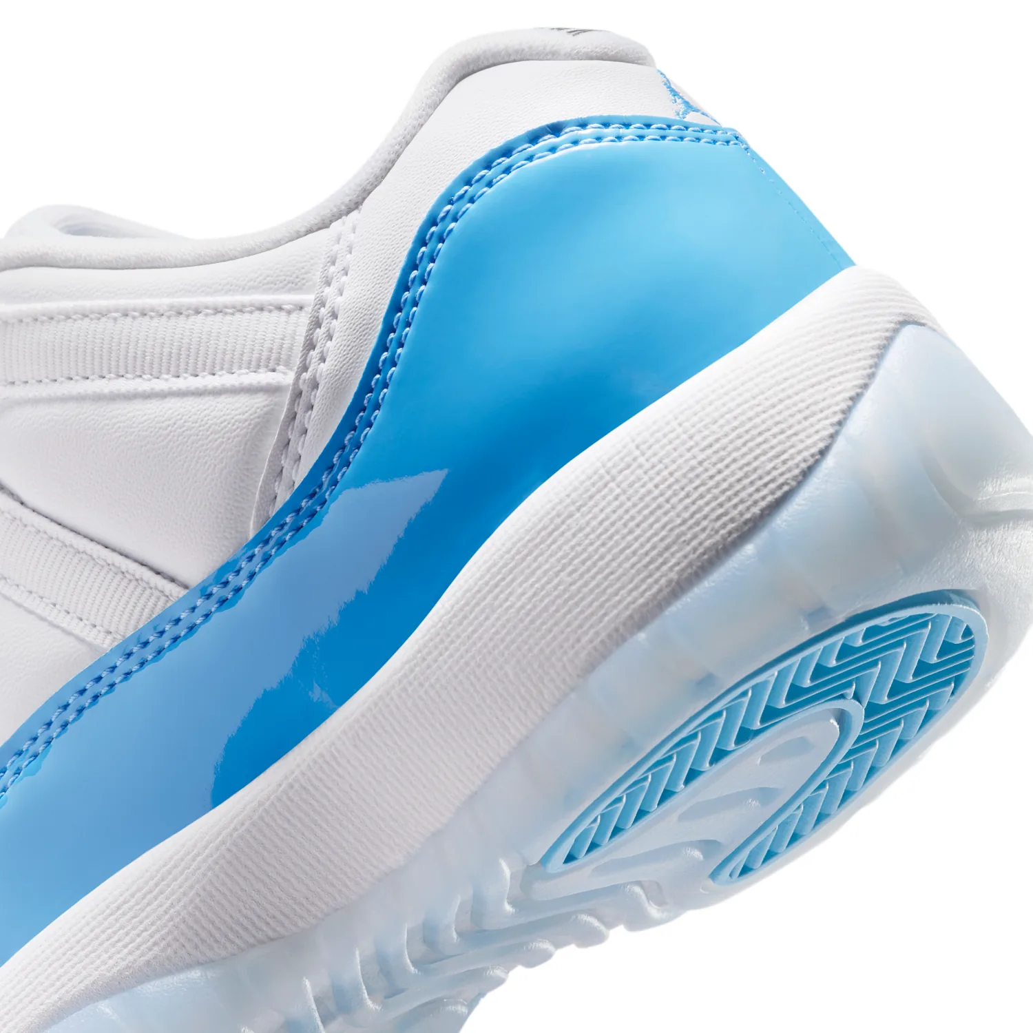 Air Jordan 11 Retro Low image 9