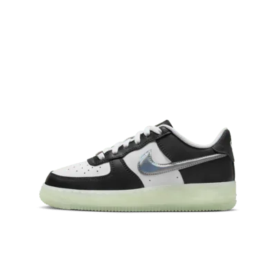 Nike Air Force 1 LV8