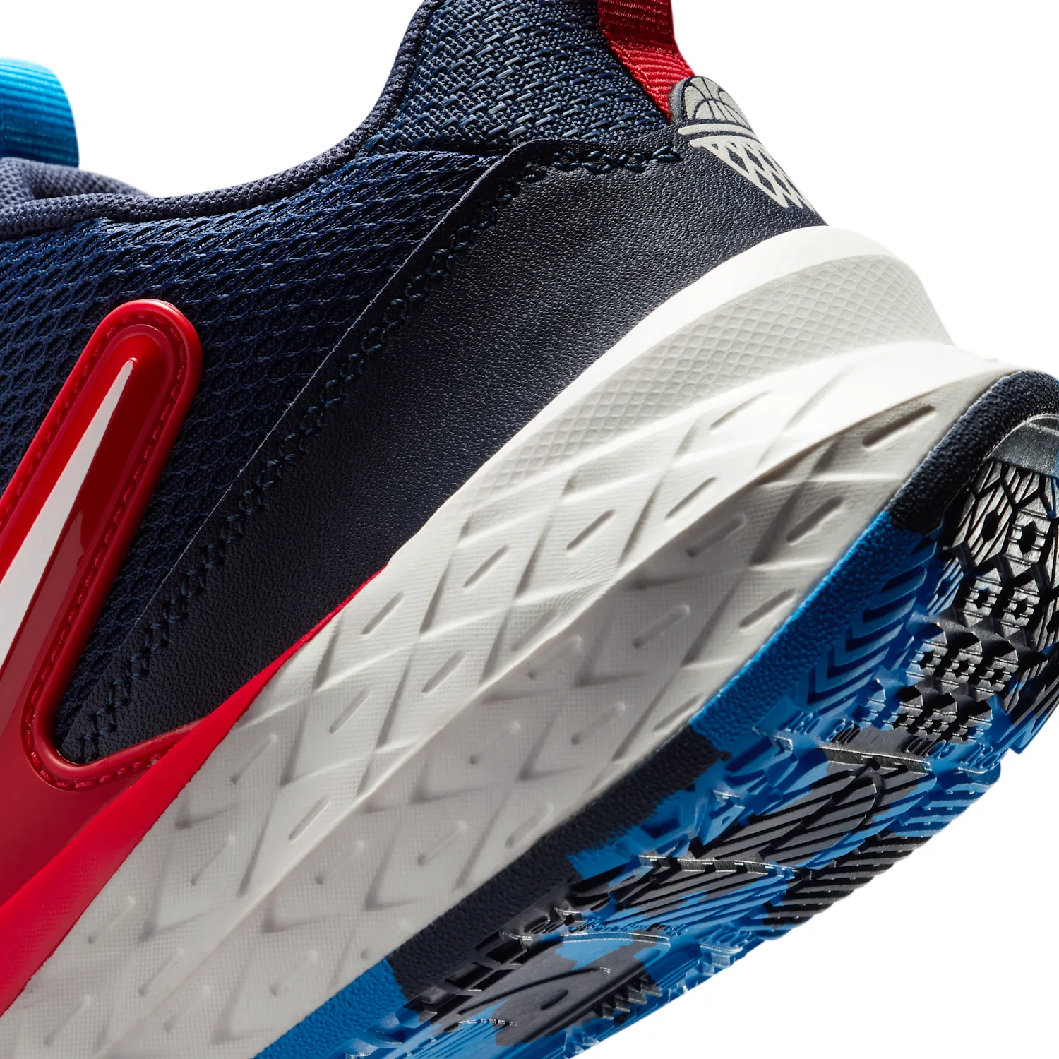 Nike Team Hustle D 12 image 8