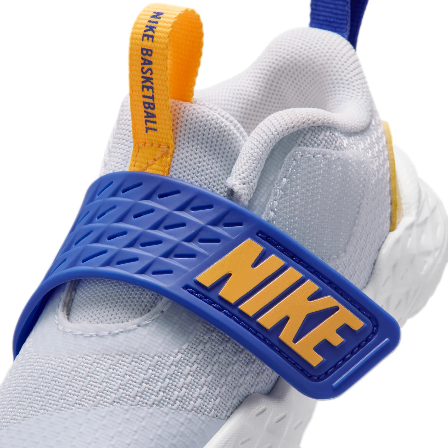 Nike Team Hustle D 12 image 8