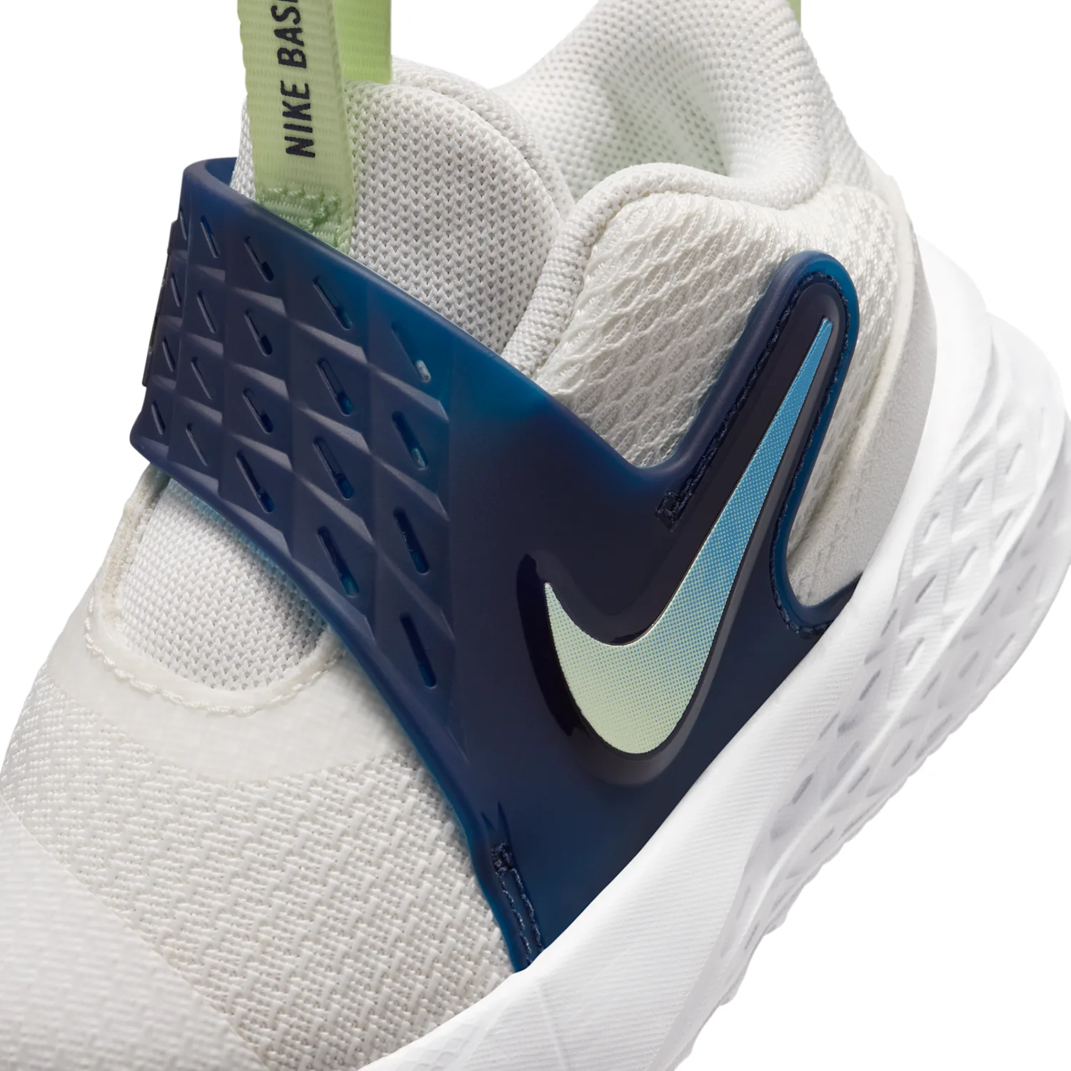 Nike Team Hustle D 12 image 7