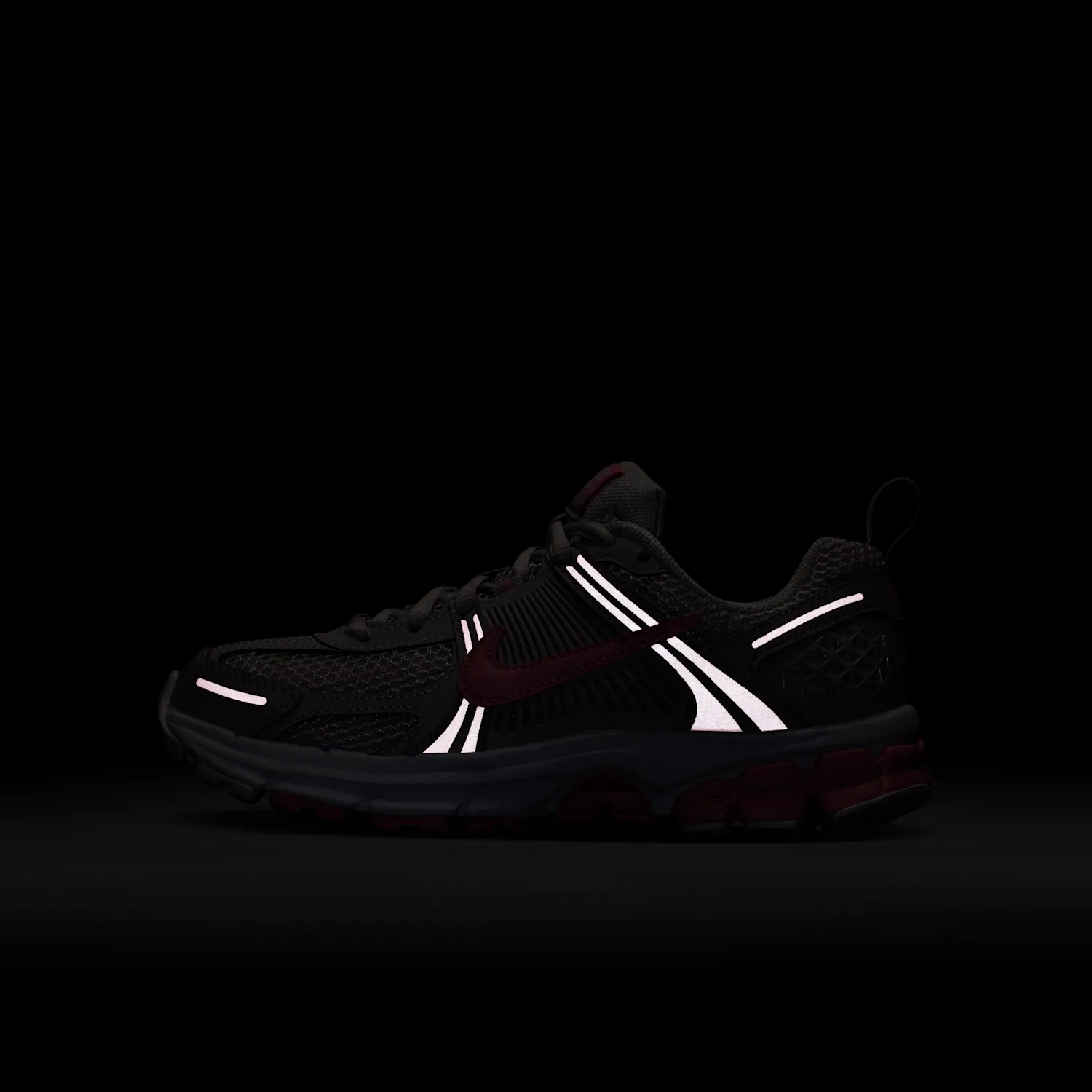 Nike Vomero 5 image 9