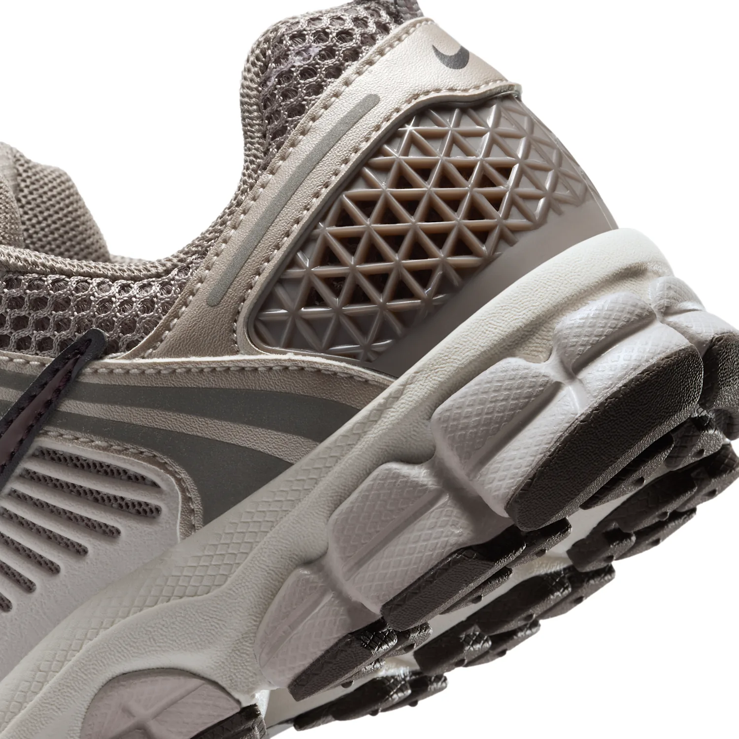 Nike Vomero 5 image 8